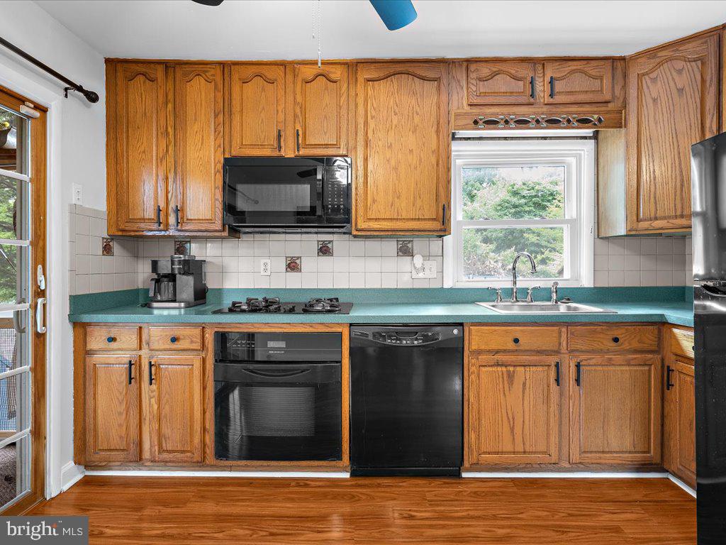 1031 SHARON DRIVE
