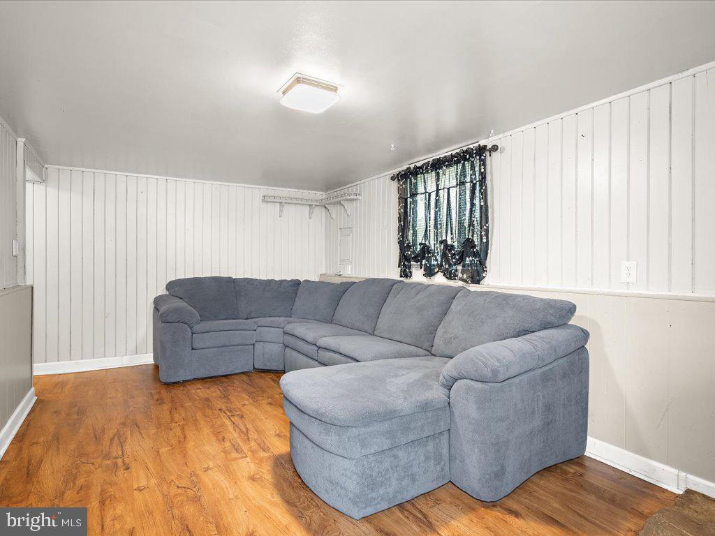 1031 SHARON DRIVE