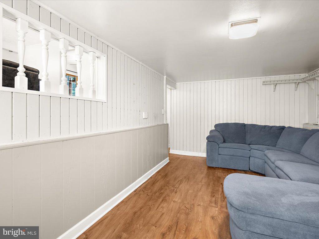1031 SHARON DRIVE