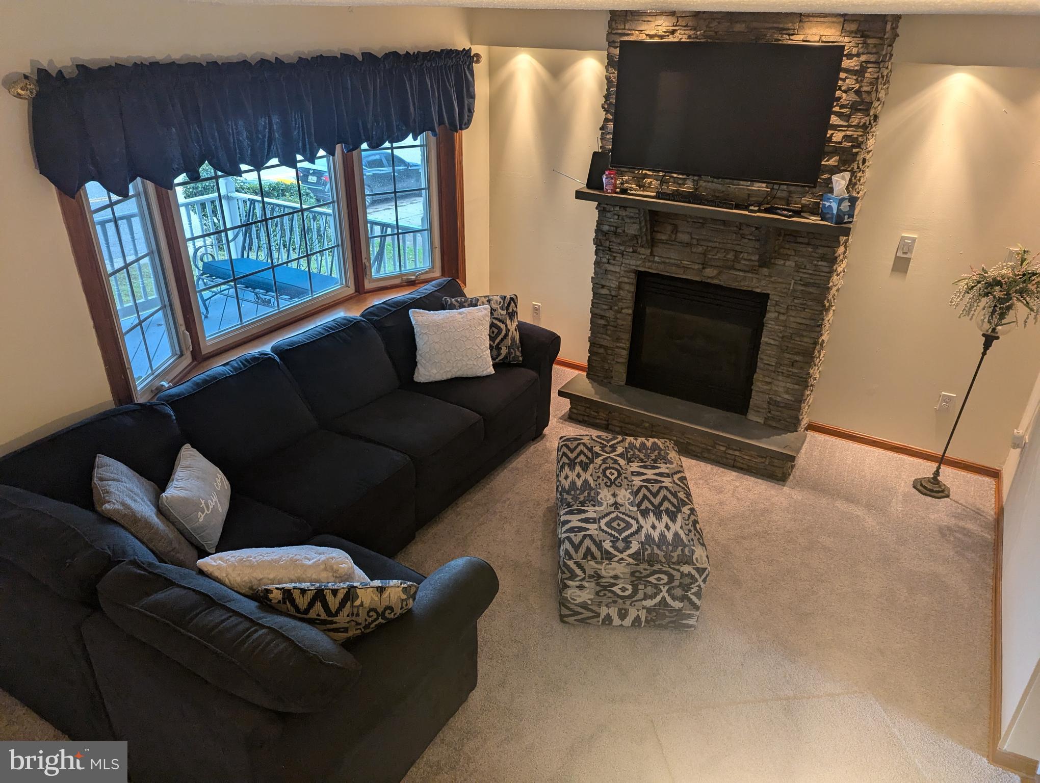 1031 SHARON DRIVE