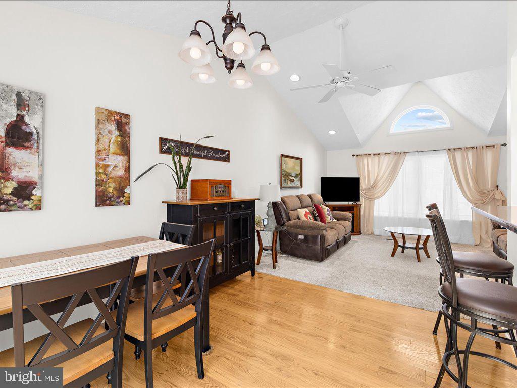 2933 GOLDEN FLEECE DRIVE