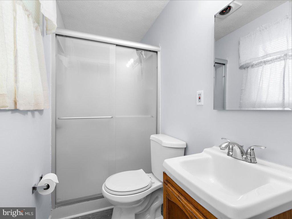 2933 GOLDEN FLEECE DRIVE
