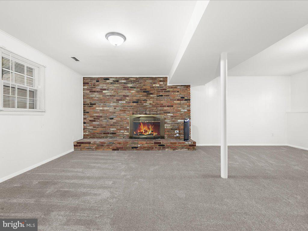 442 CLOVERDALE CIRCLE