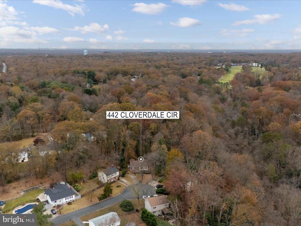 442 CLOVERDALE CIRCLE