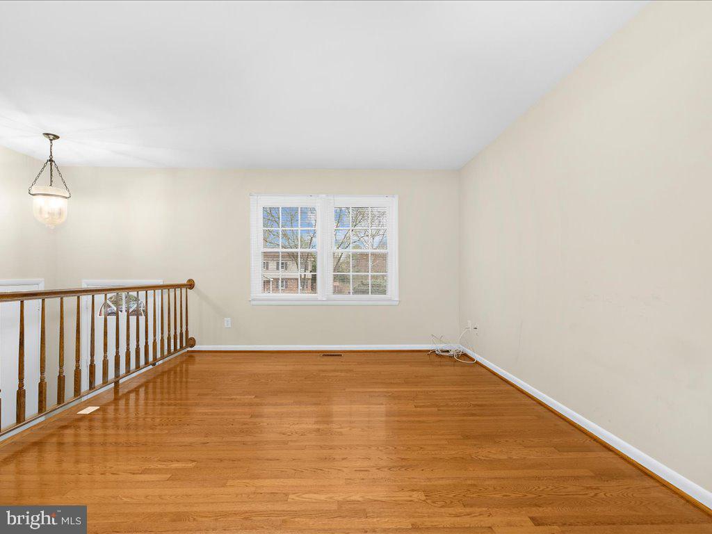 442 CLOVERDALE CIRCLE