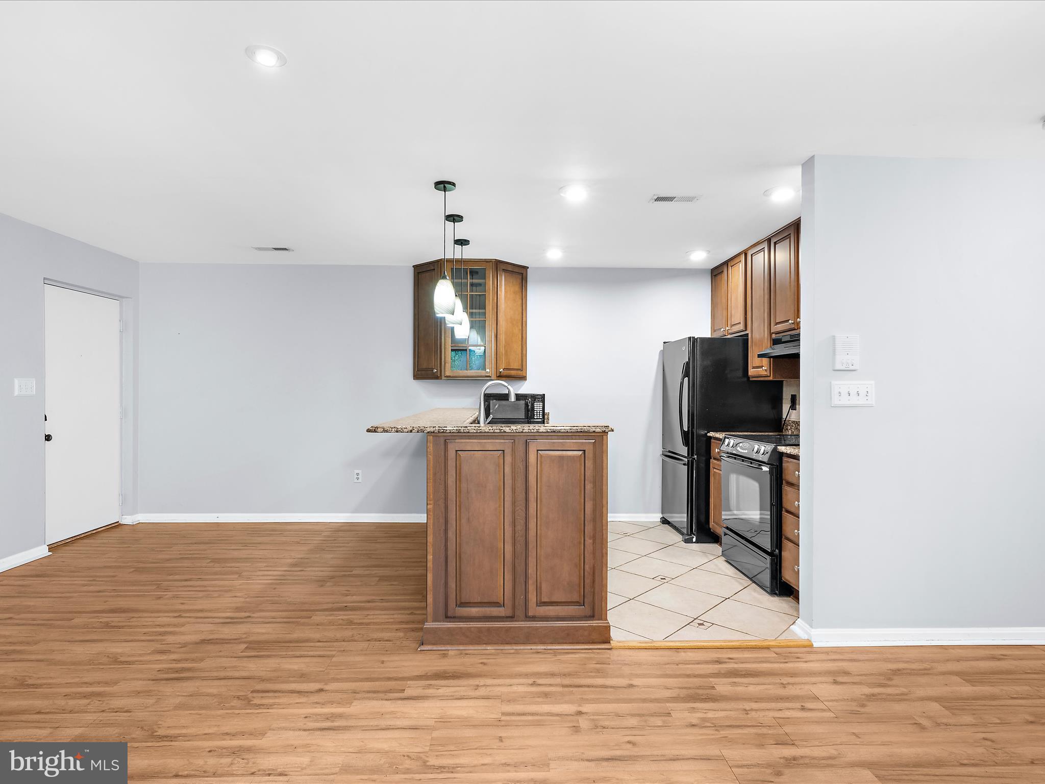 206 WATER FOUNTAIN COURT 201