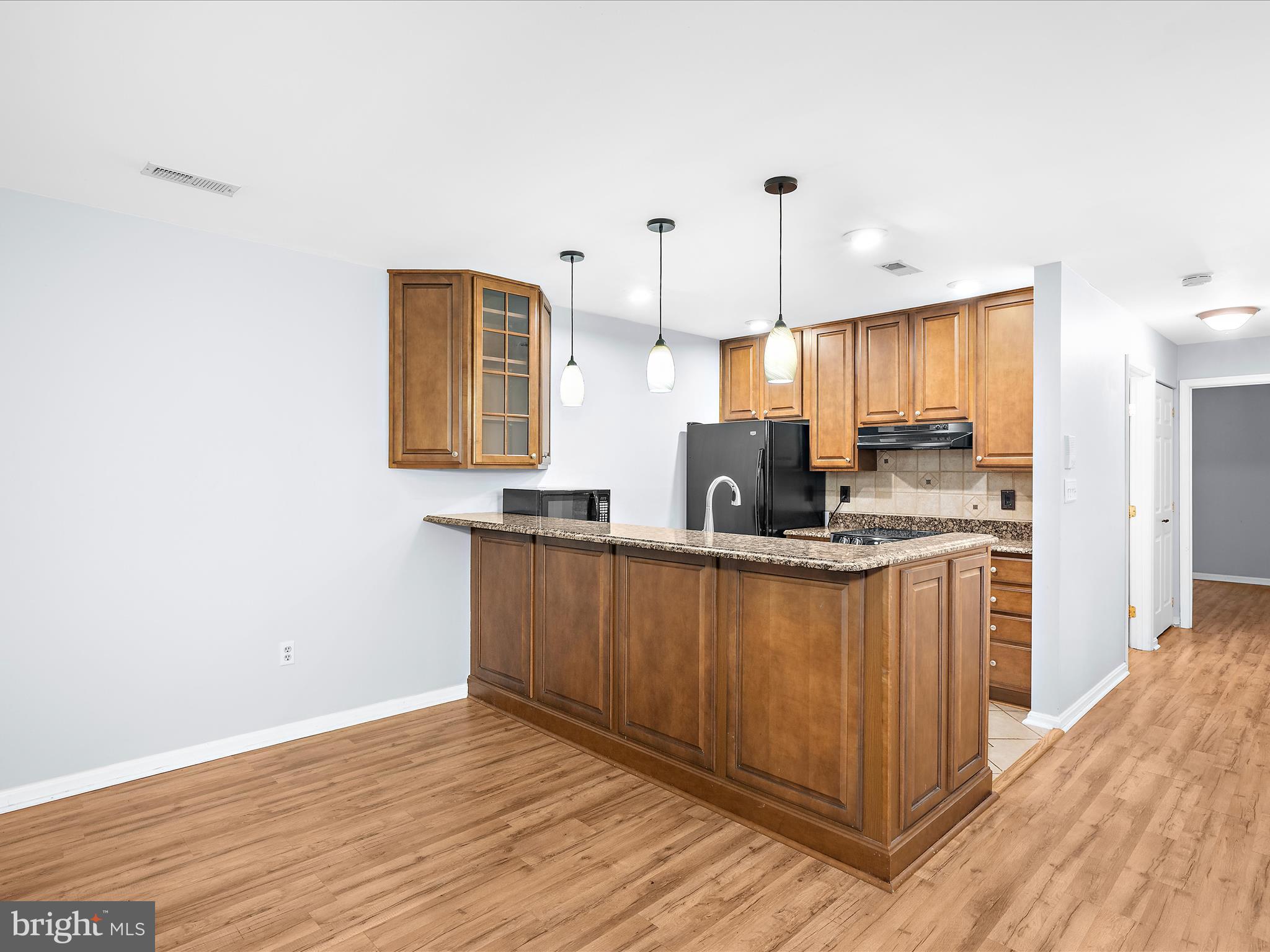 206 WATER FOUNTAIN COURT 201
