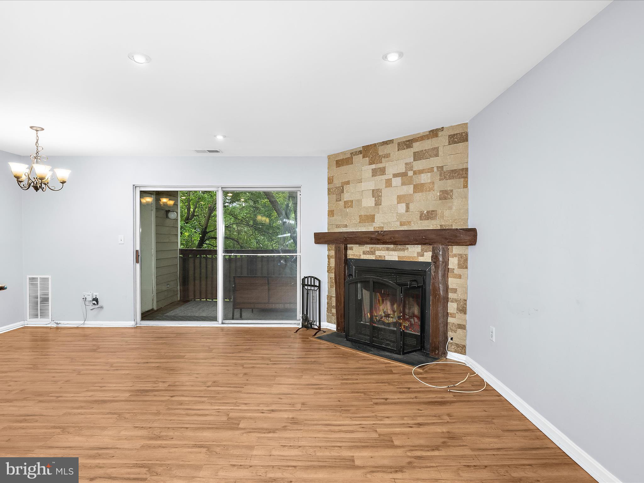 206 WATER FOUNTAIN COURT 201