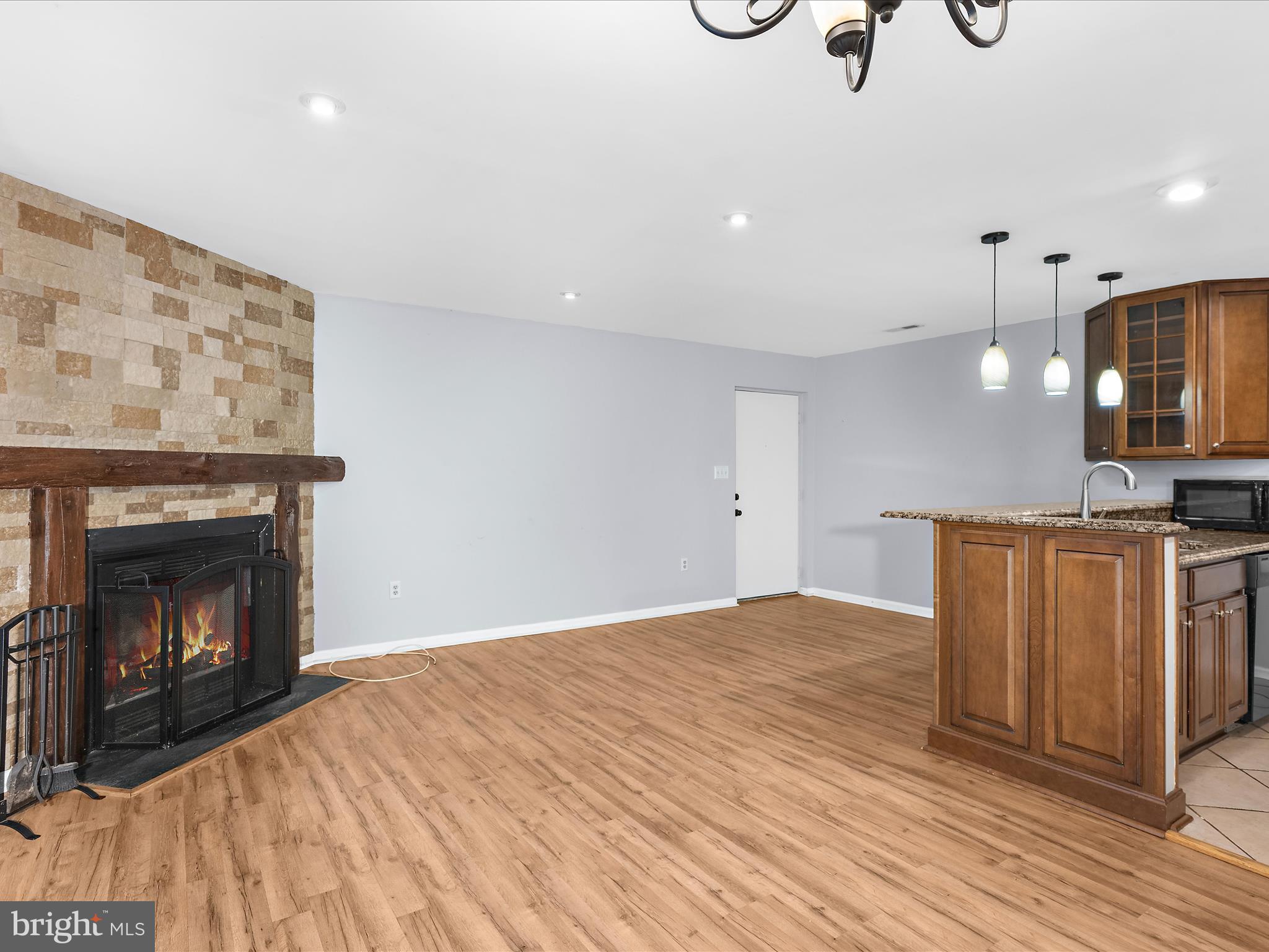 206 WATER FOUNTAIN COURT 201