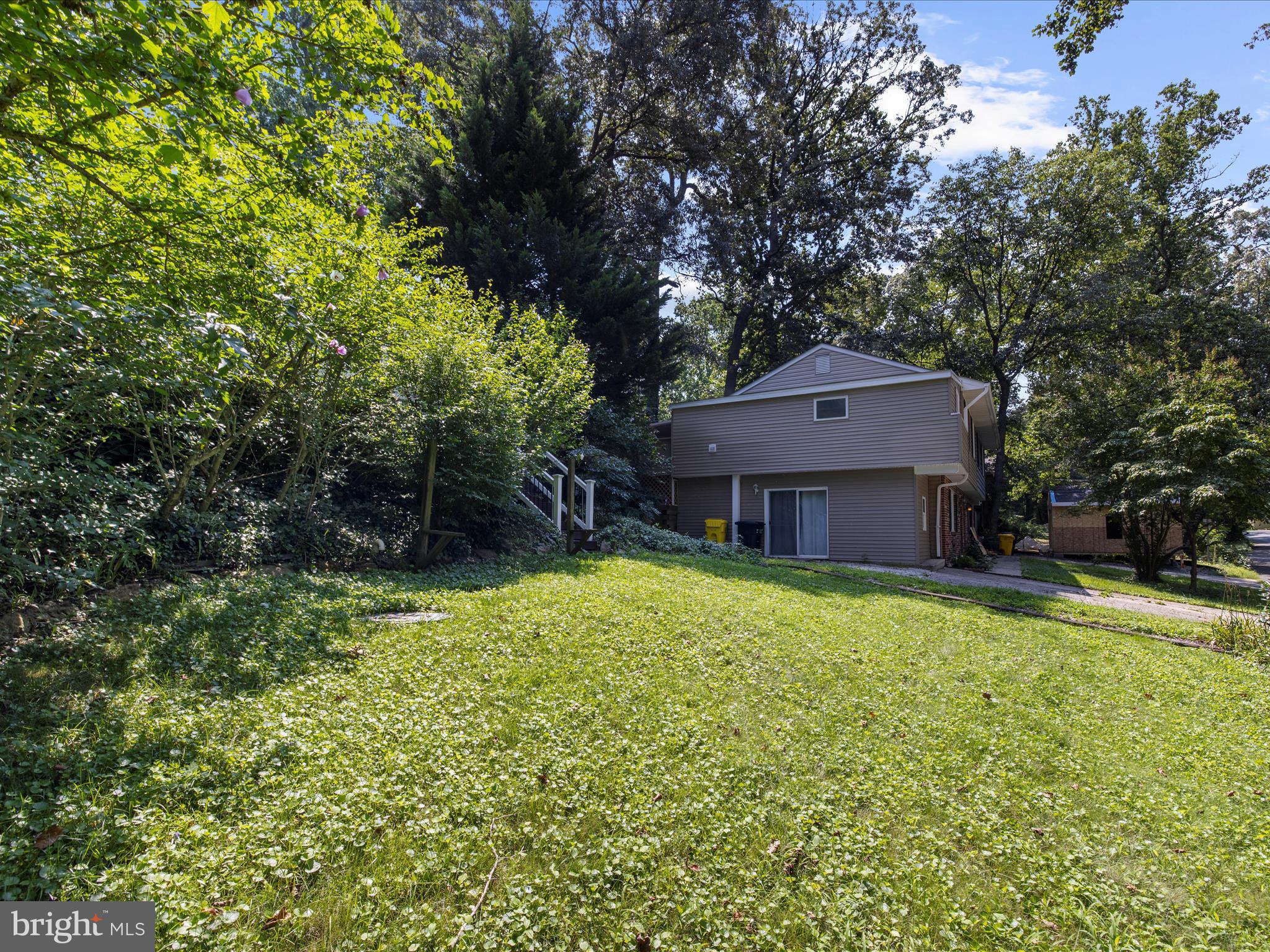 396 LAUREL TRAIL