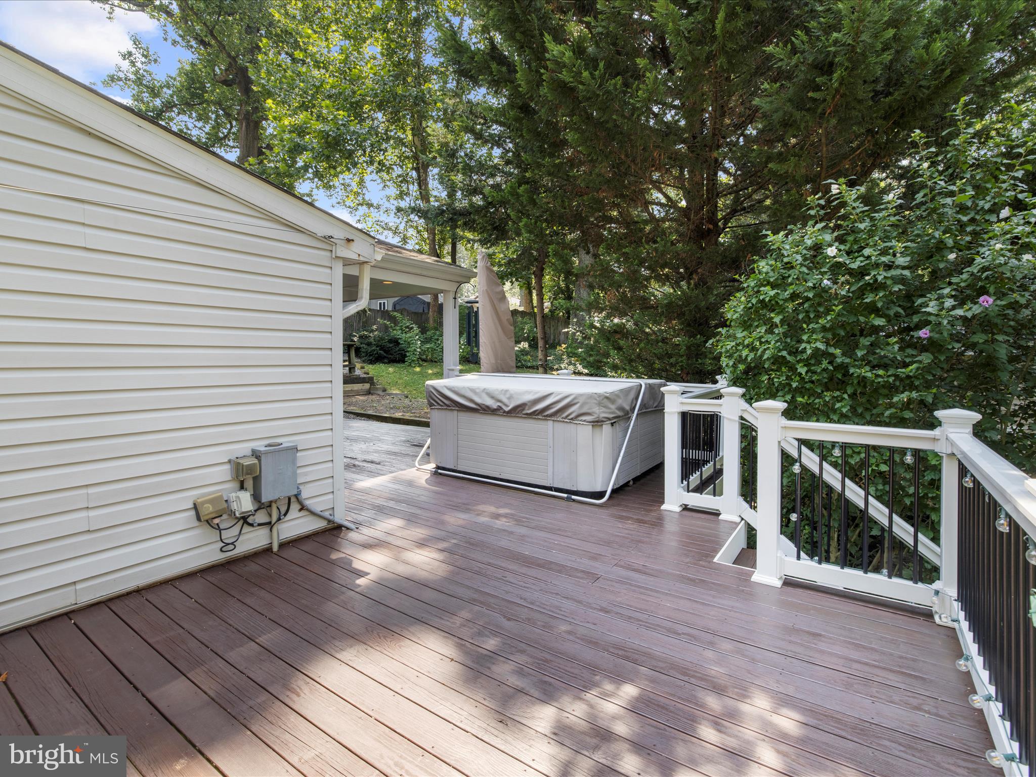 396 LAUREL TRAIL