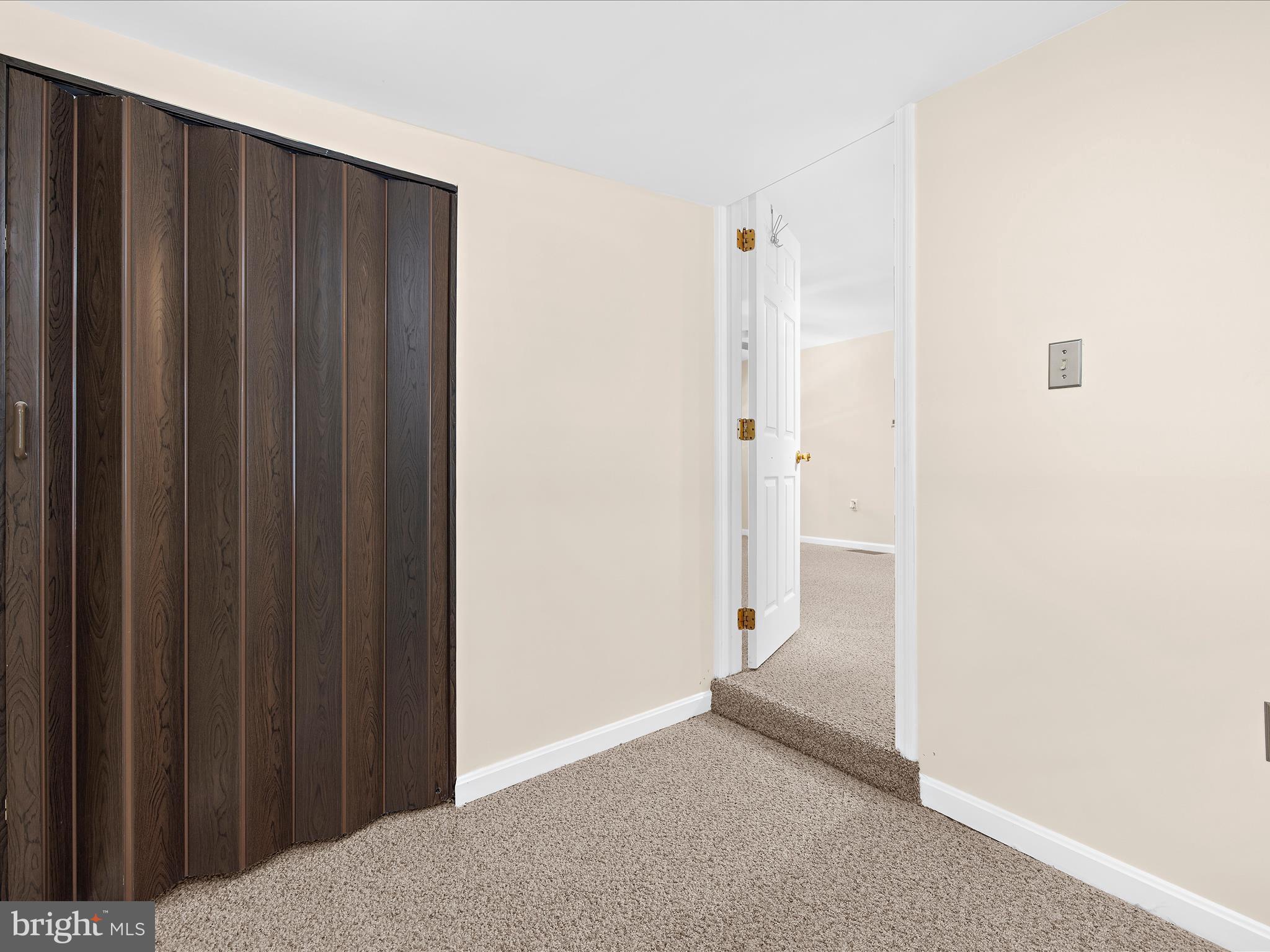 396 LAUREL TRAIL
