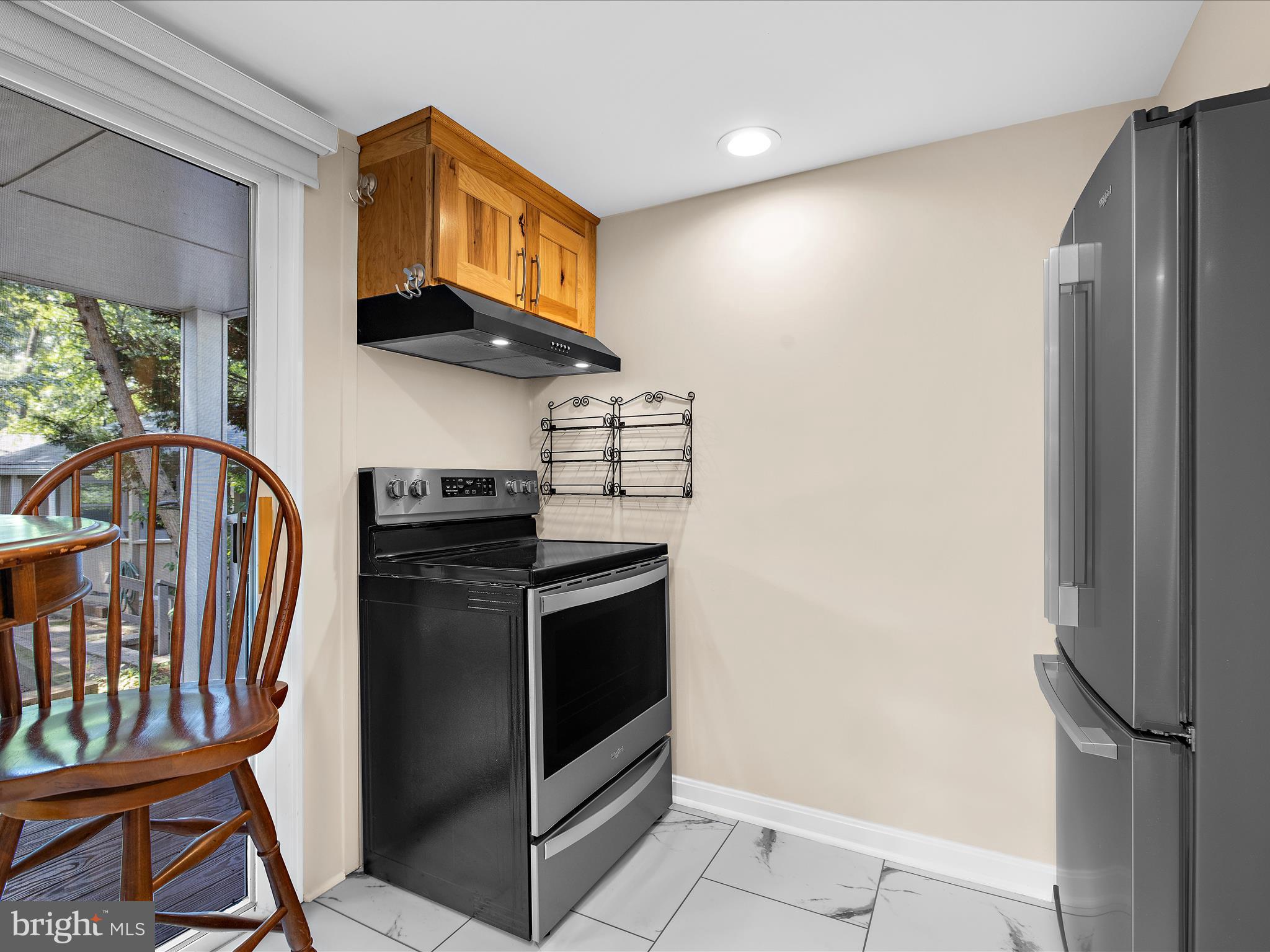 396 LAUREL TRAIL