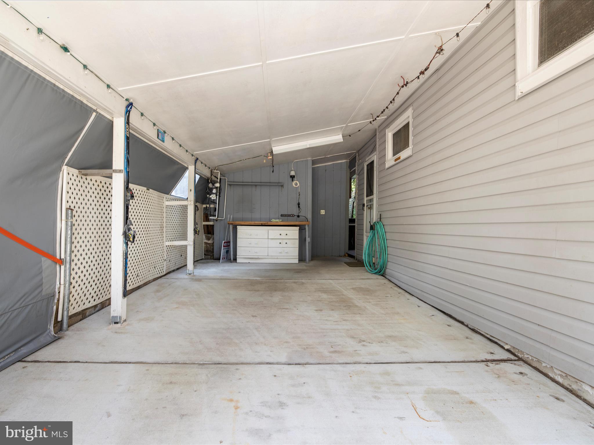 396 LAUREL TRAIL