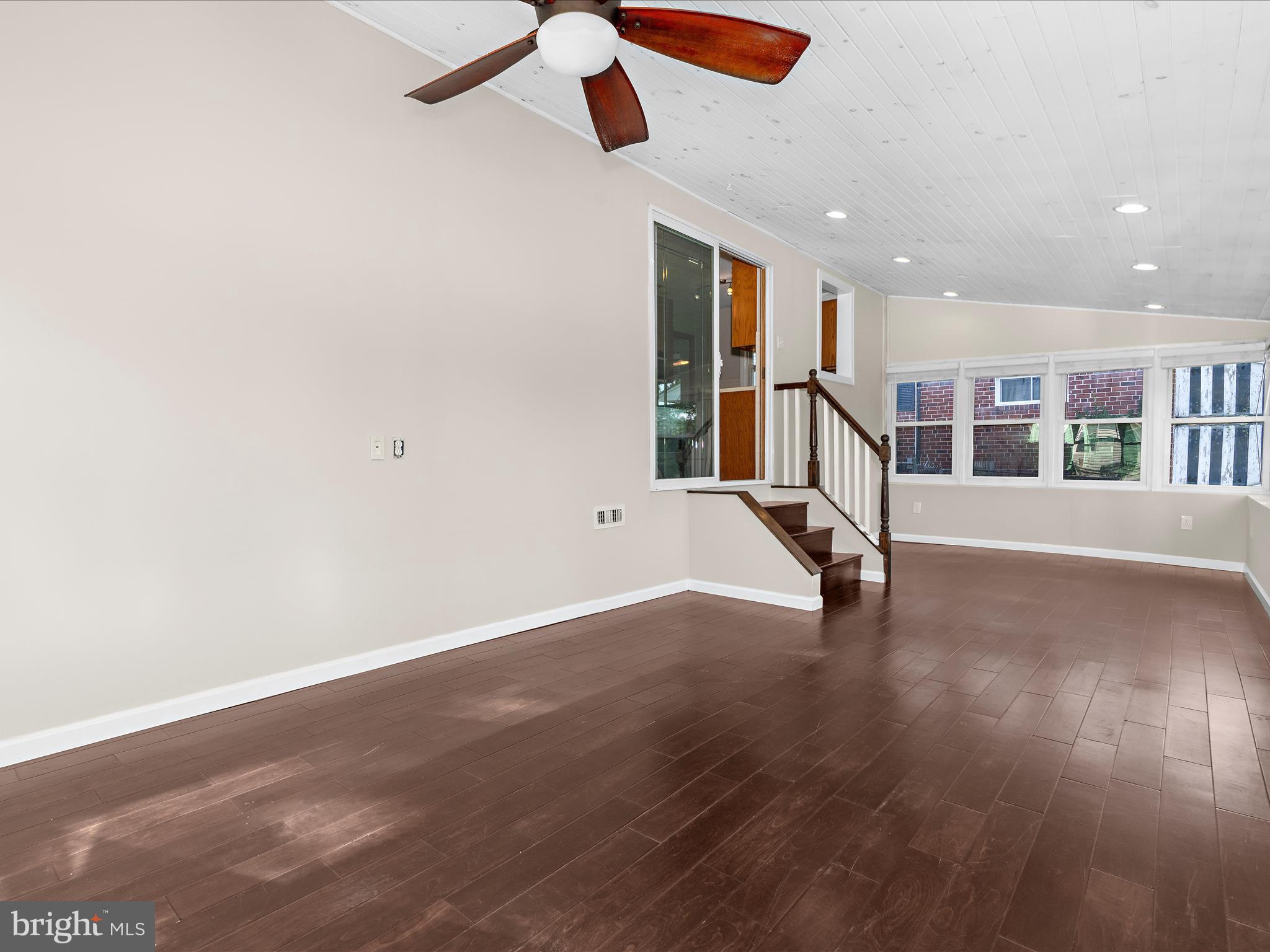 211 ARUNDEL ROAD