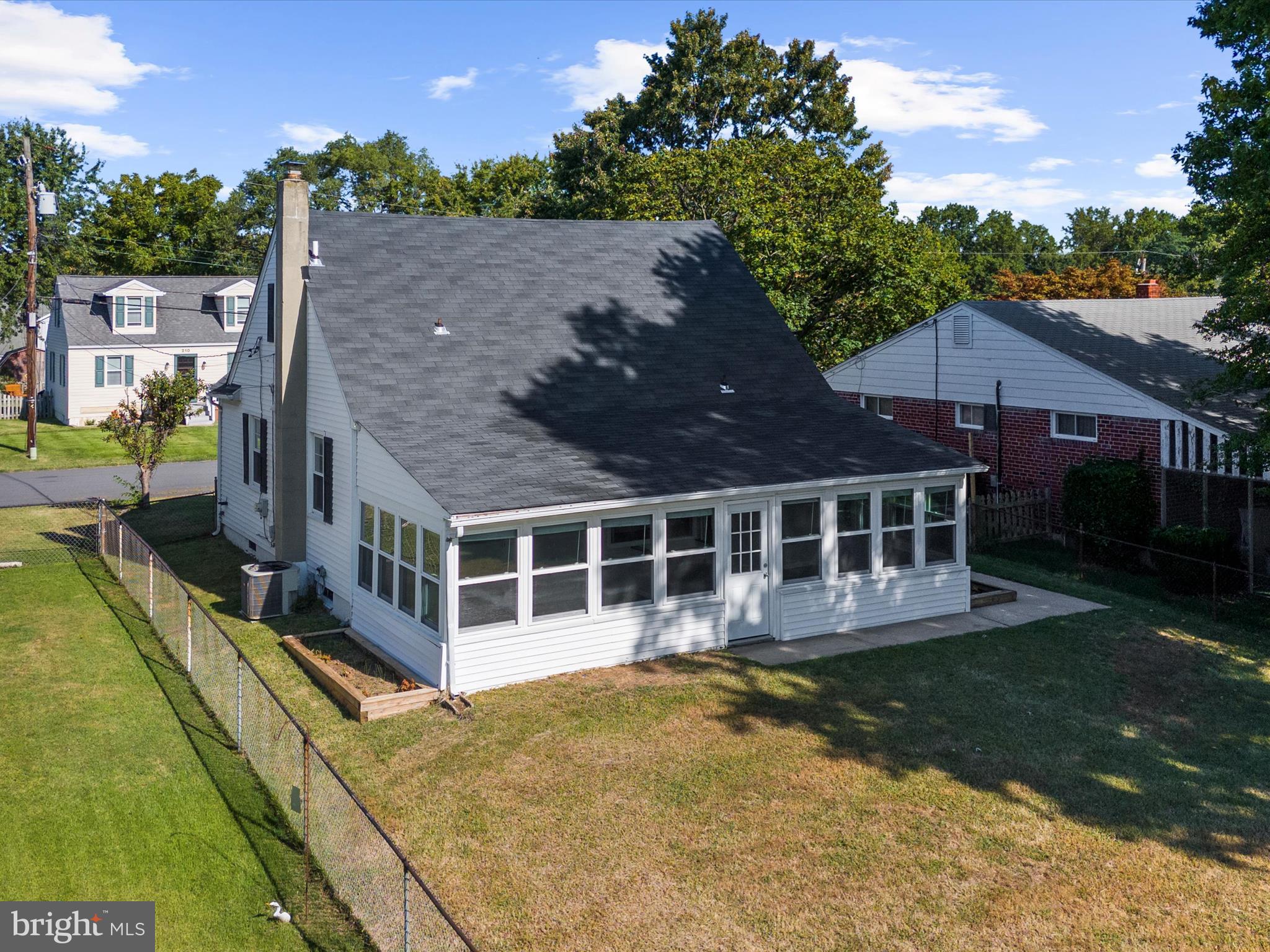 211 ARUNDEL ROAD