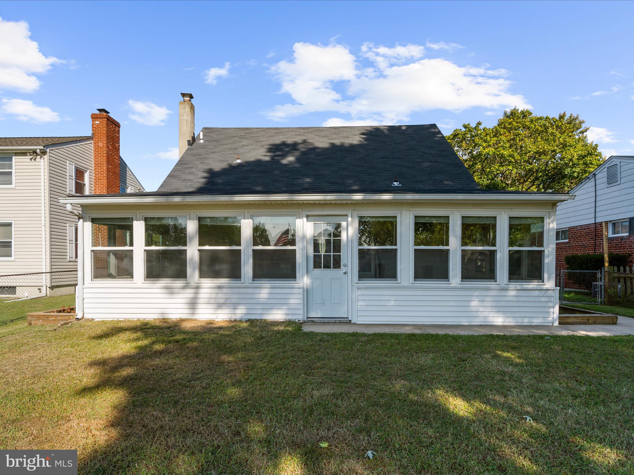 211 ARUNDEL ROAD