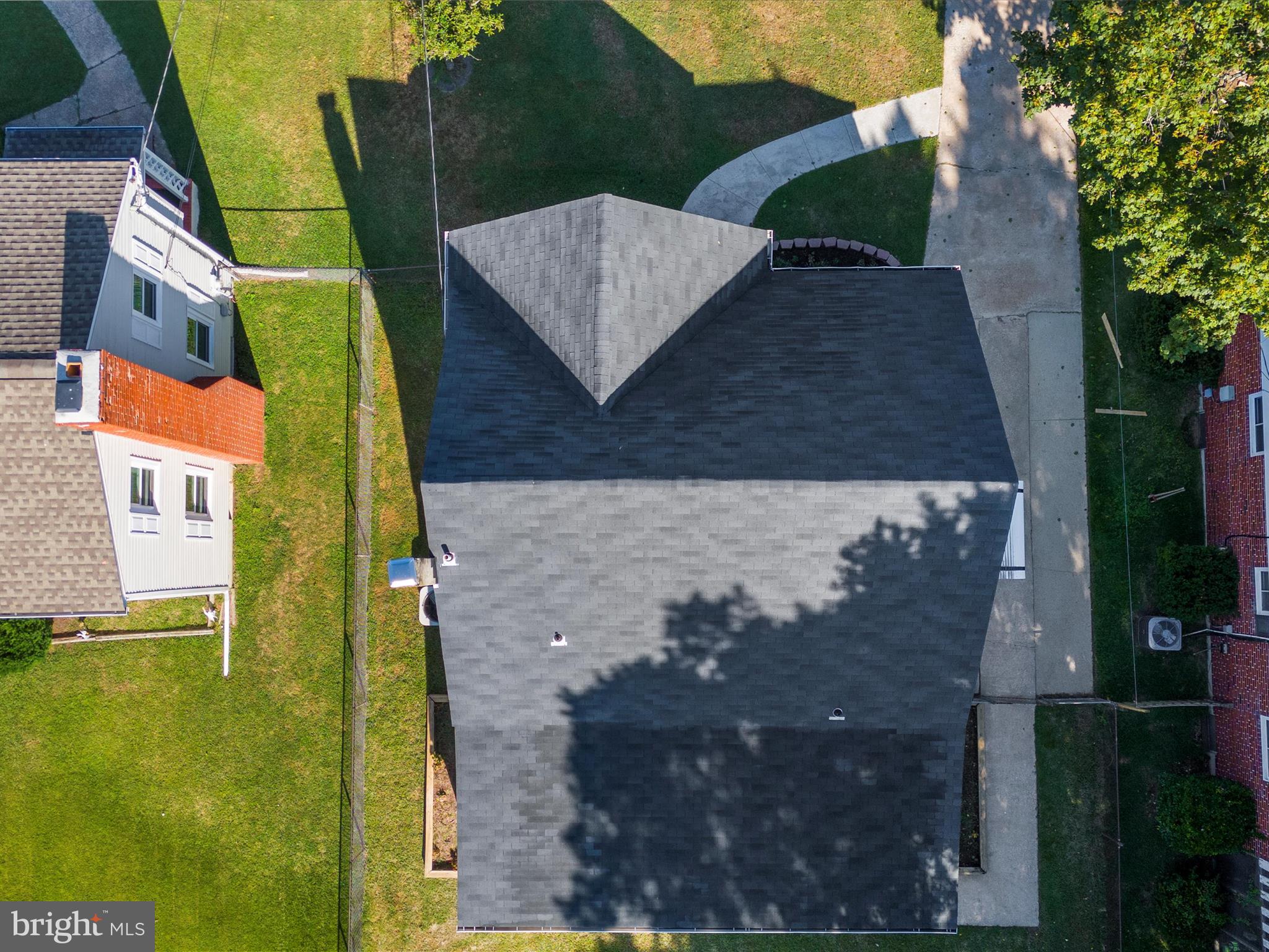 211 ARUNDEL ROAD