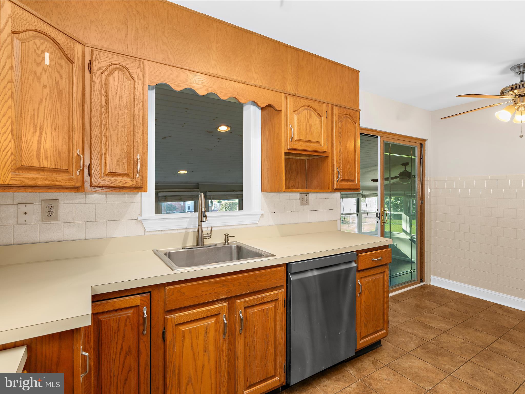 211 ARUNDEL ROAD