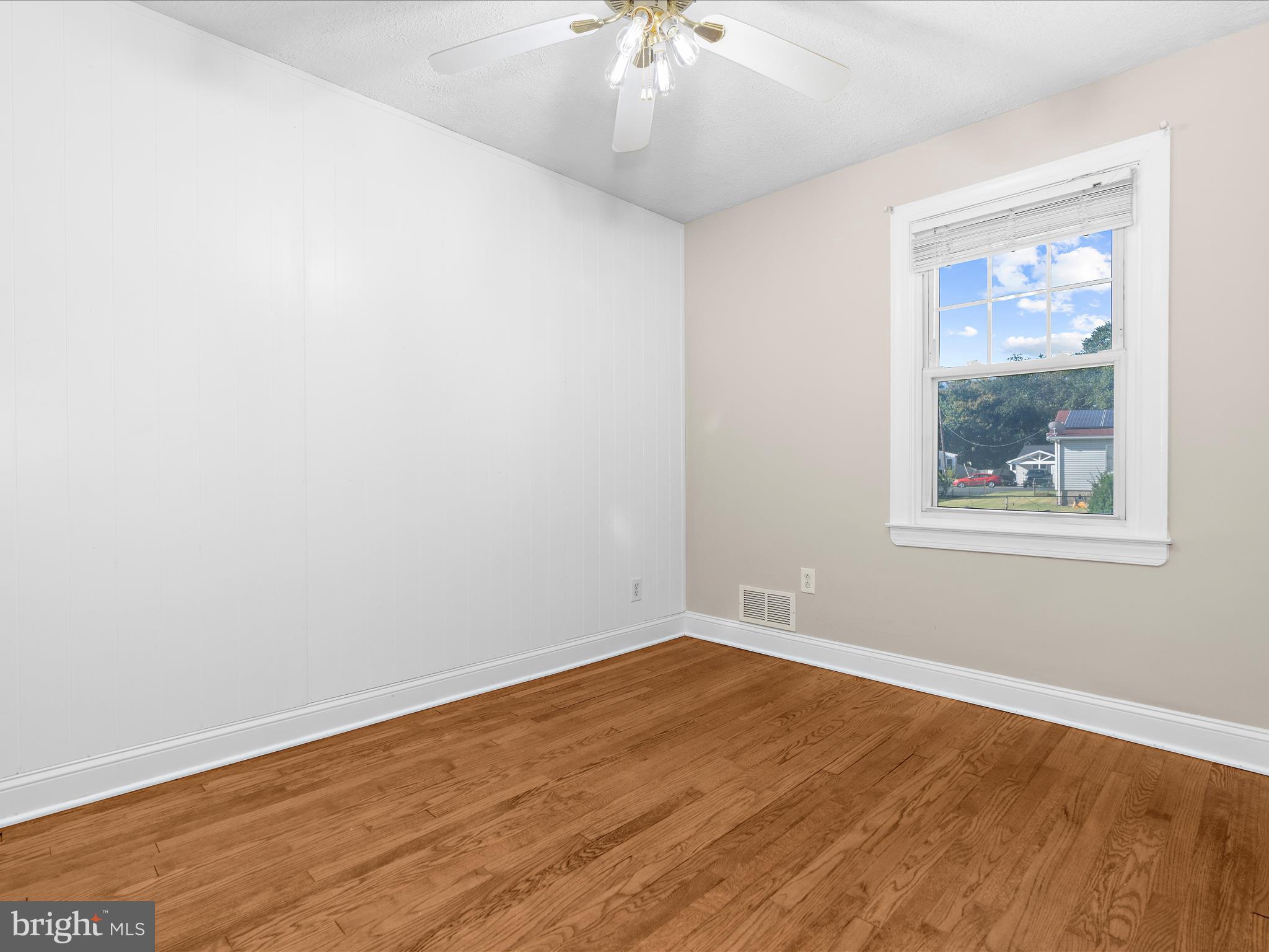211 ARUNDEL ROAD