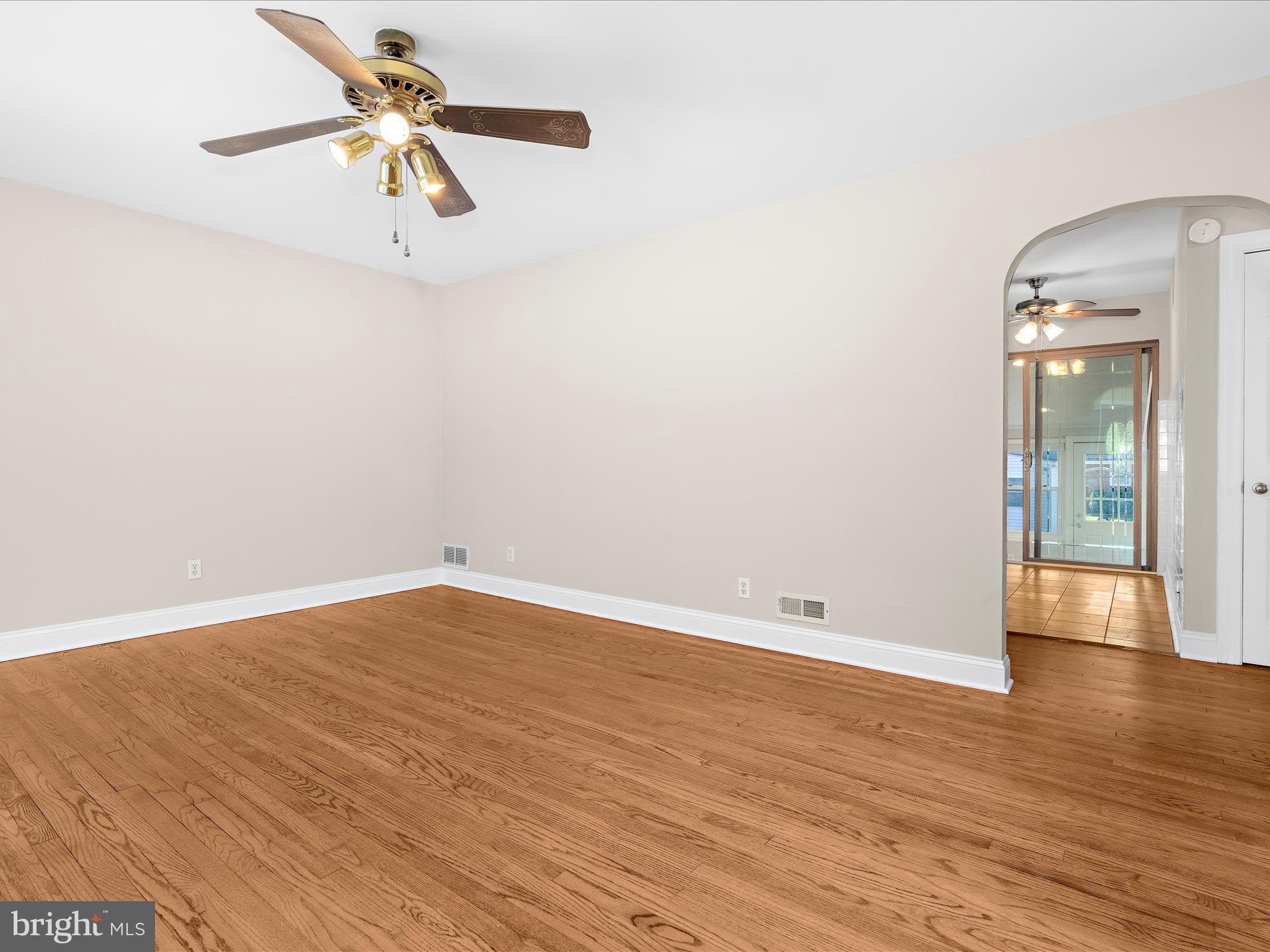 211 ARUNDEL ROAD