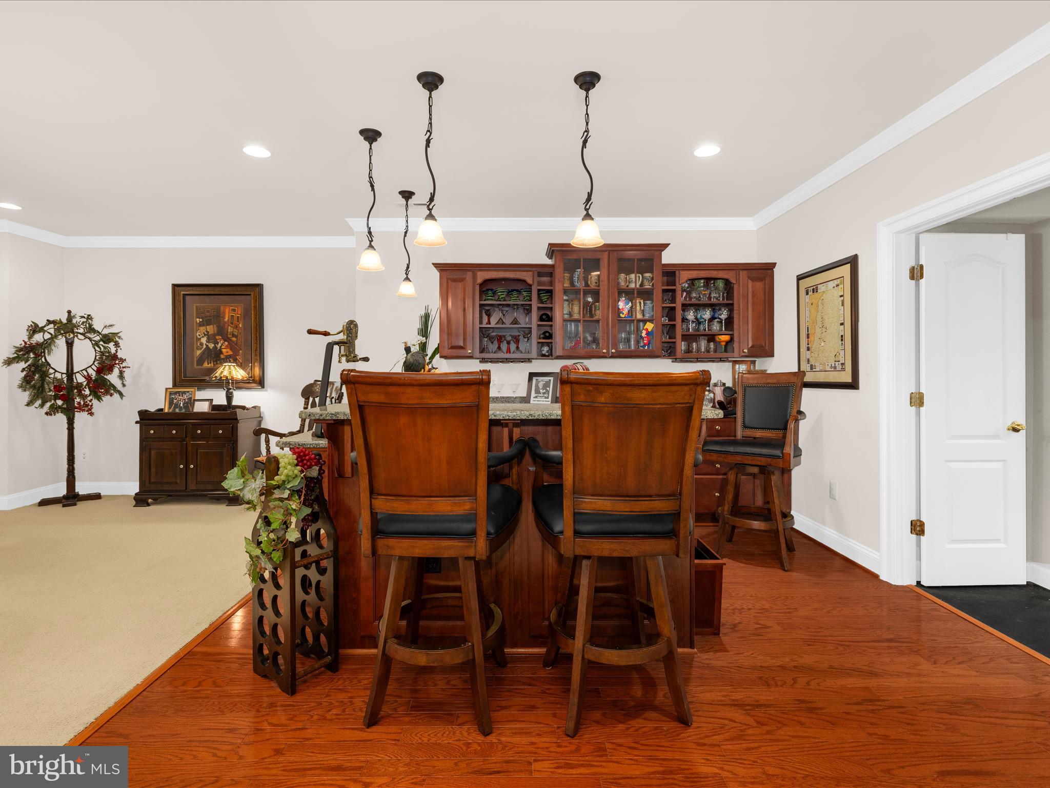 8915 WINGED FOOT DRIVE