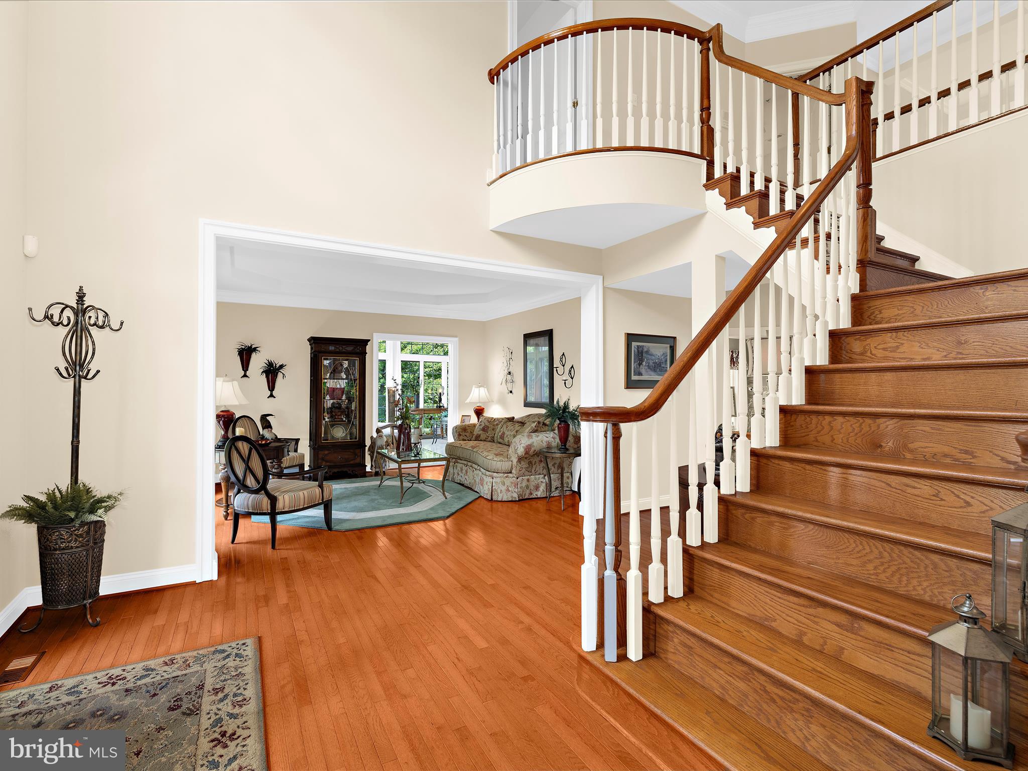 8915 WINGED FOOT DRIVE