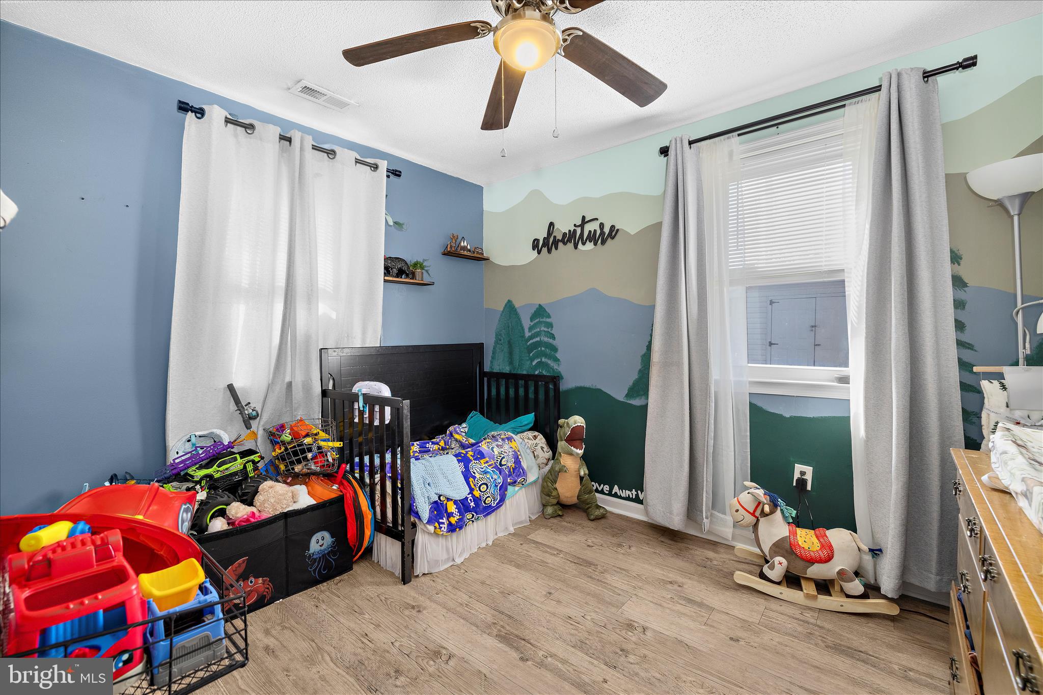 1017 THOMAS ROAD