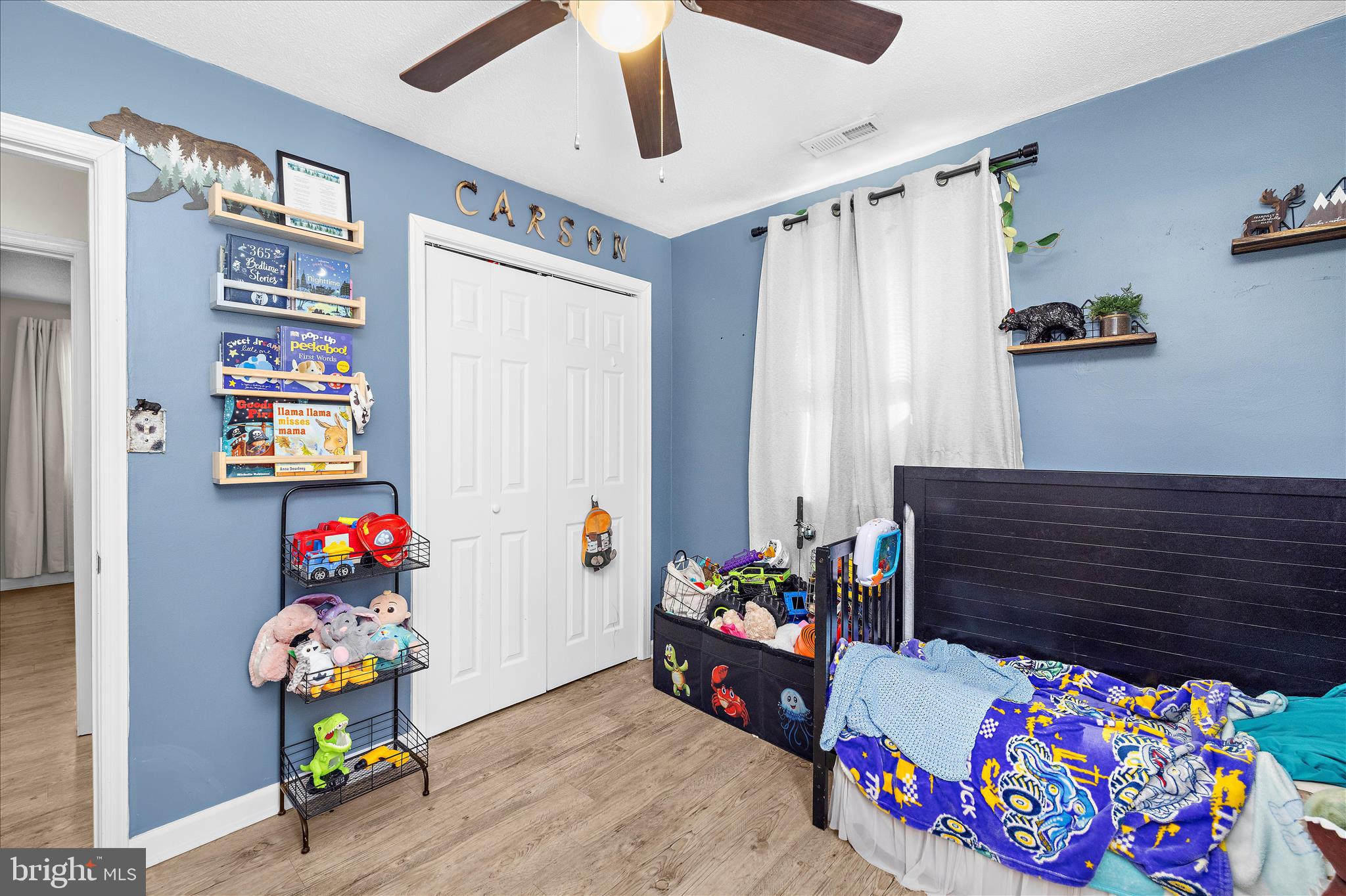 1017 THOMAS ROAD