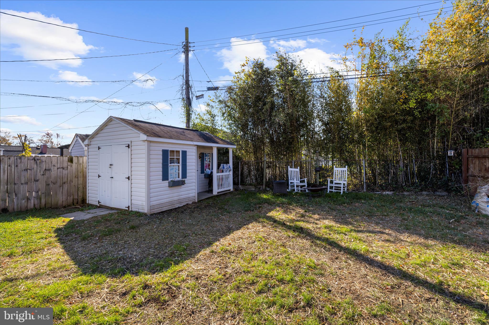 1017 THOMAS ROAD