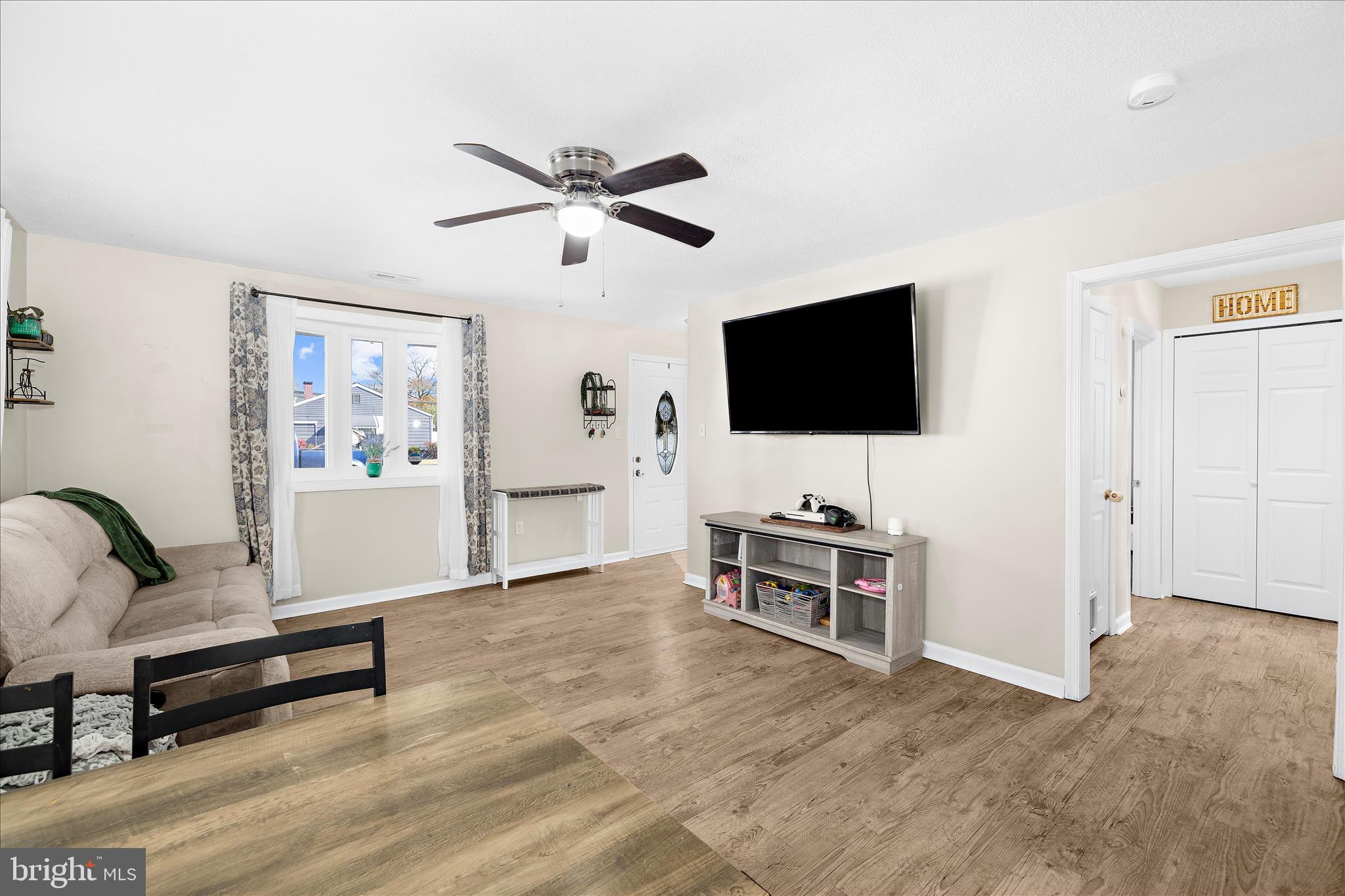 1017 THOMAS ROAD