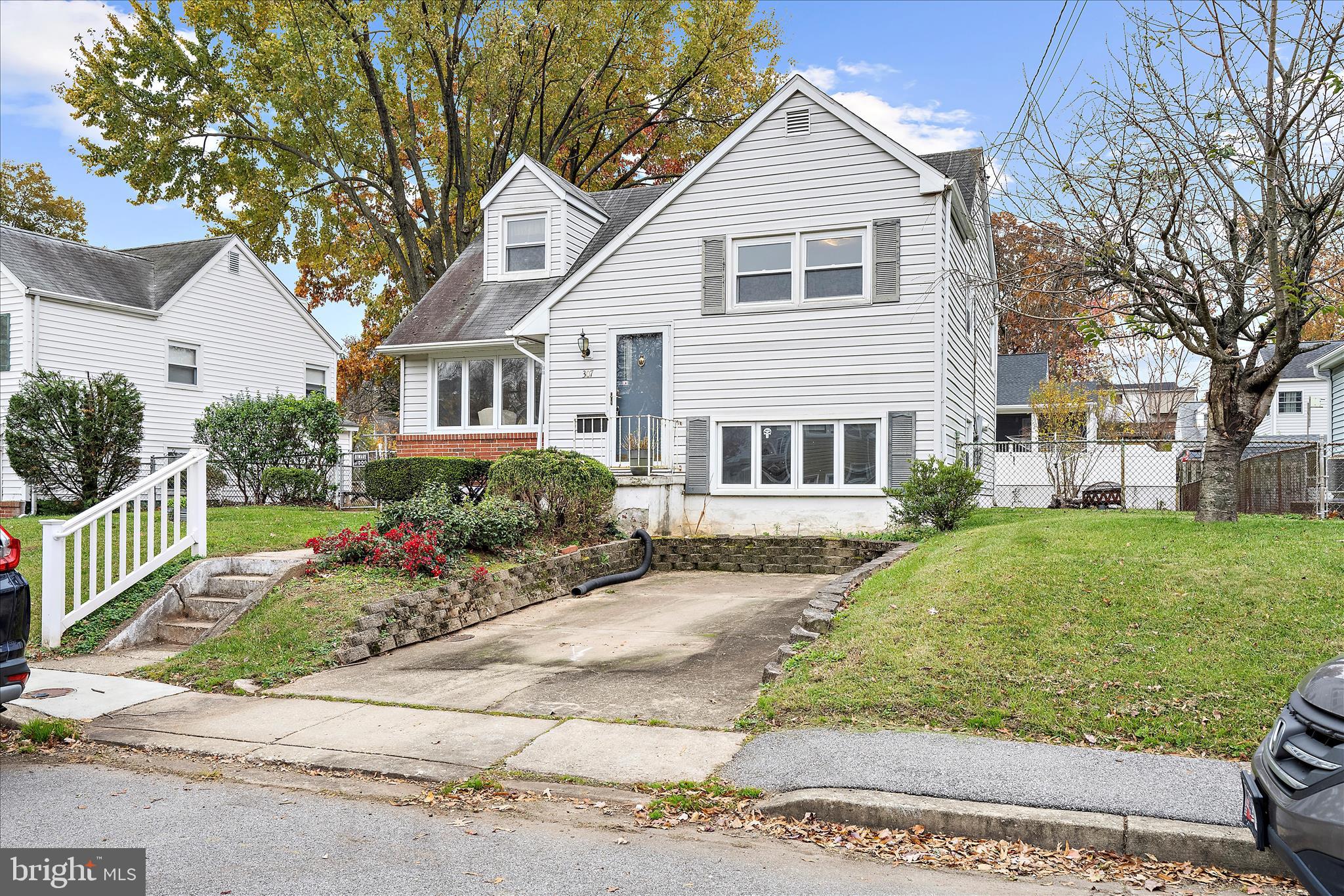 307 OXFORD DRIVE