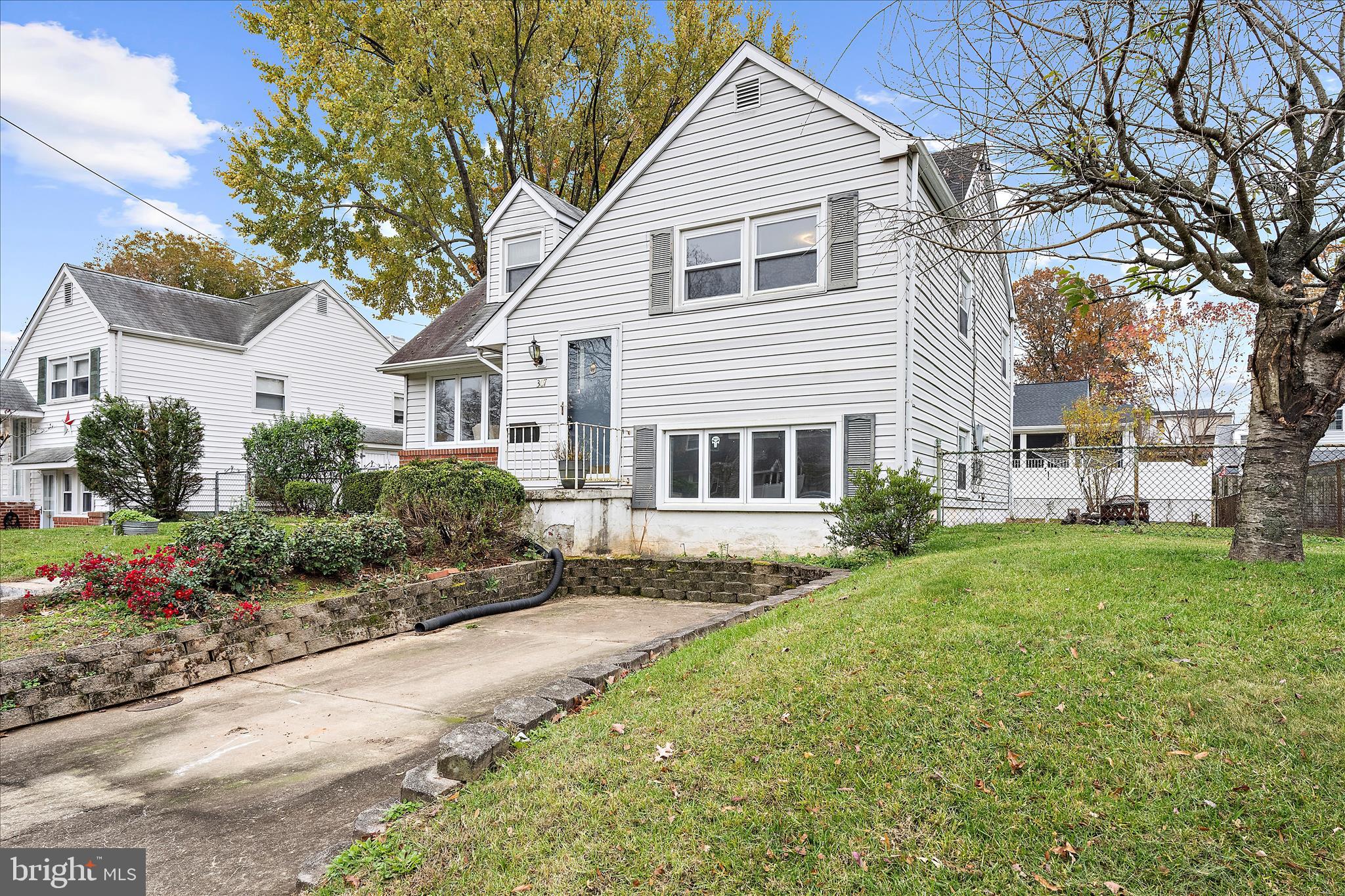 307 OXFORD DRIVE