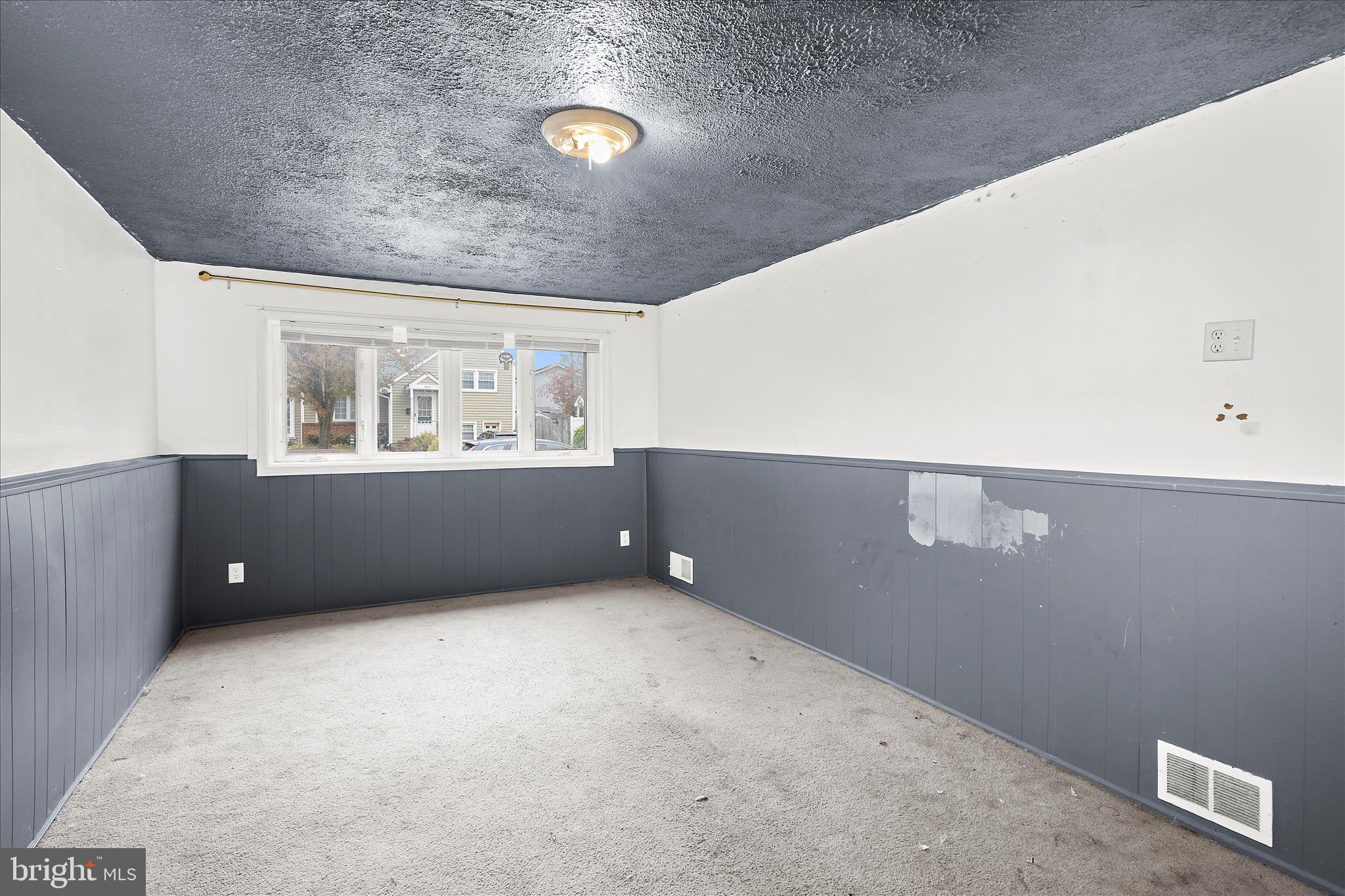 307 OXFORD DRIVE