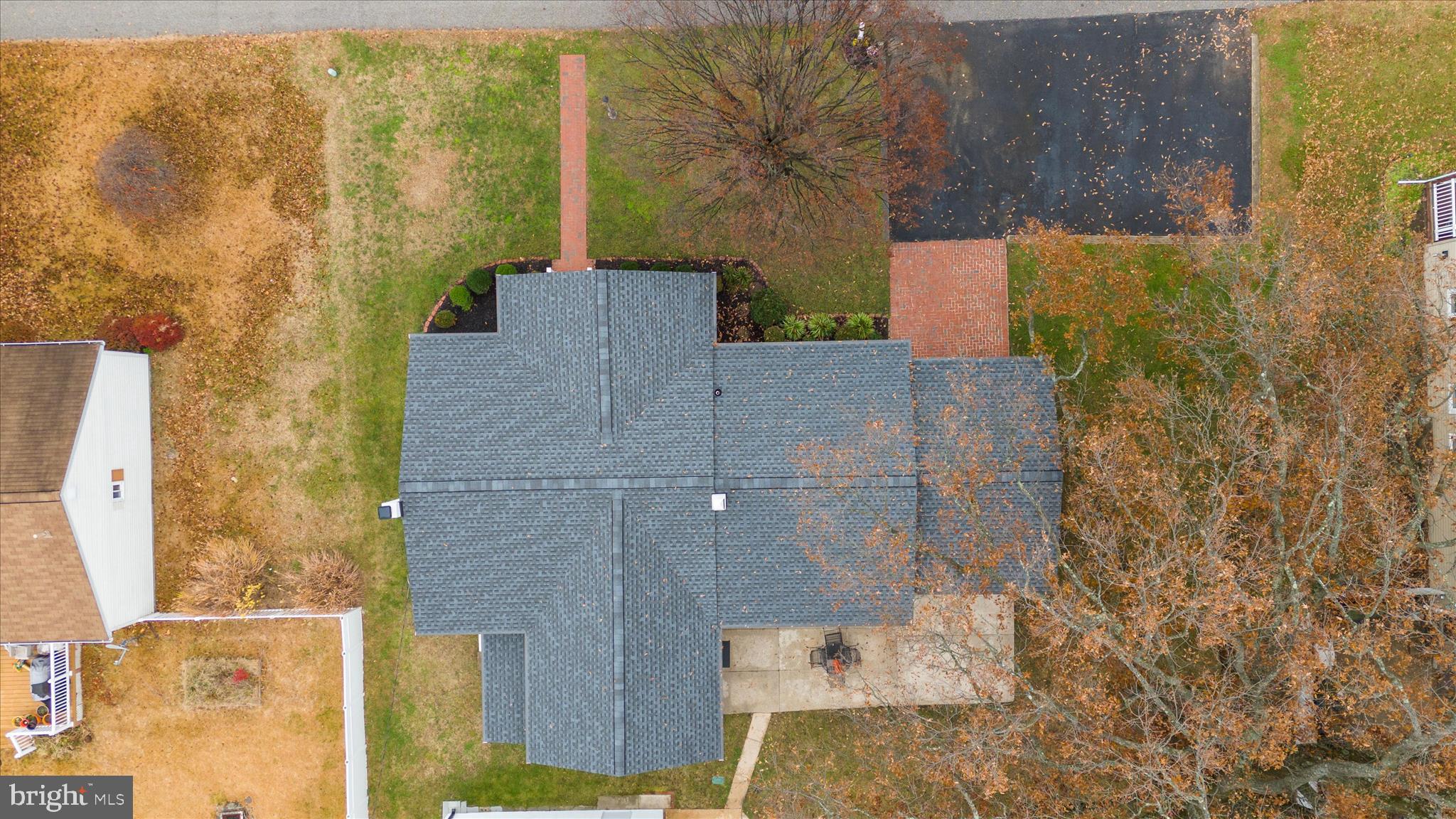 1035 6TH STREET