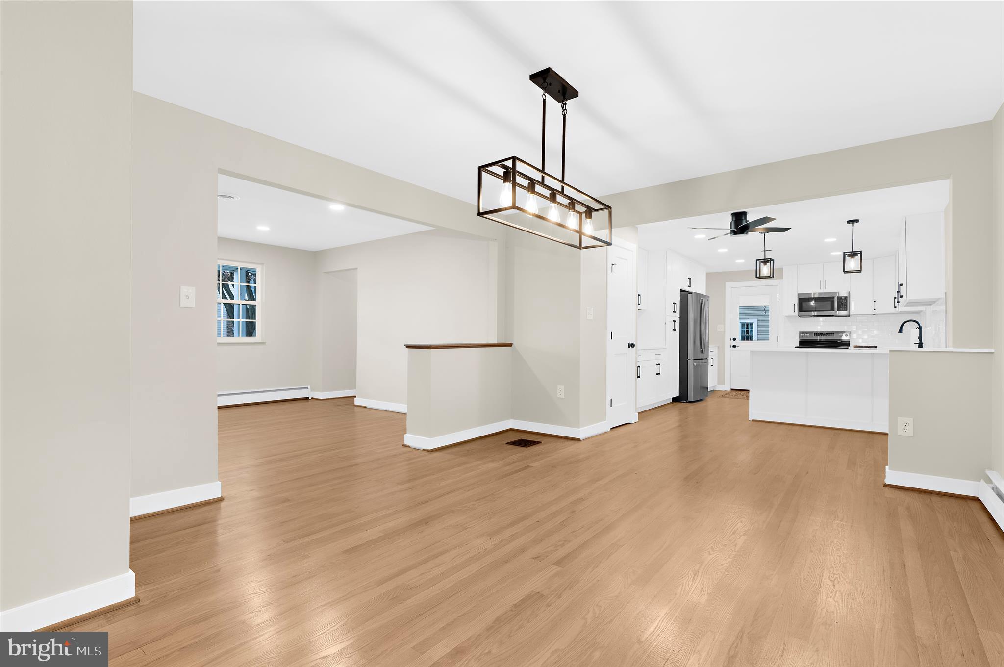 1035 6TH STREET