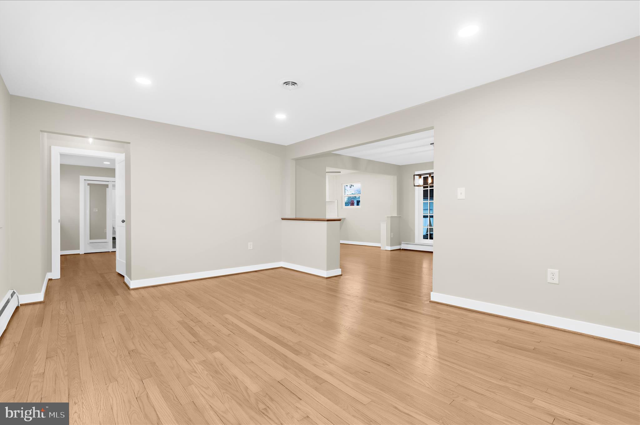 1035 6TH STREET