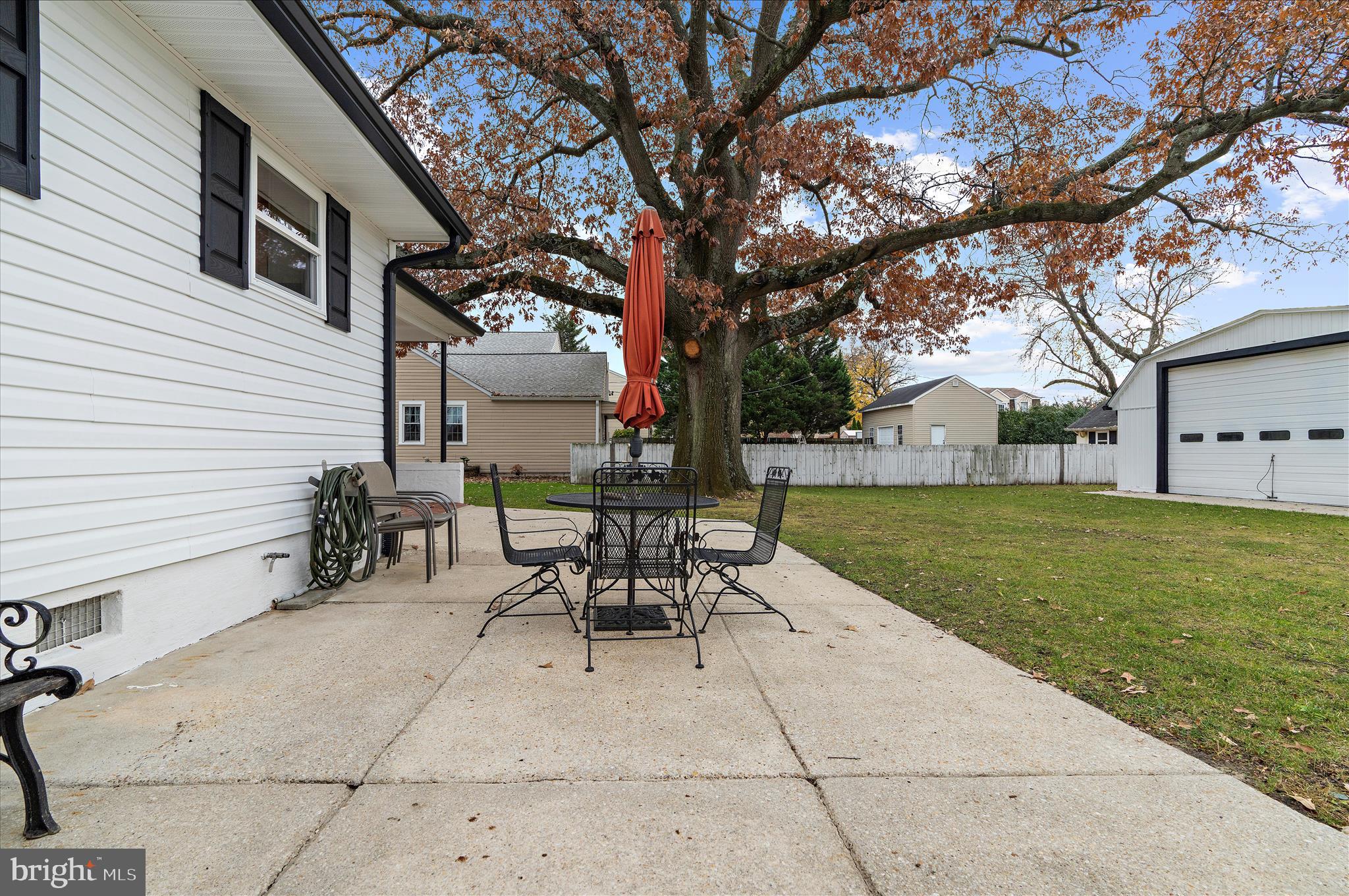1035 6TH STREET