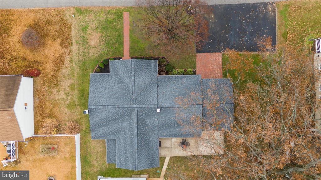 1035 6TH STREET