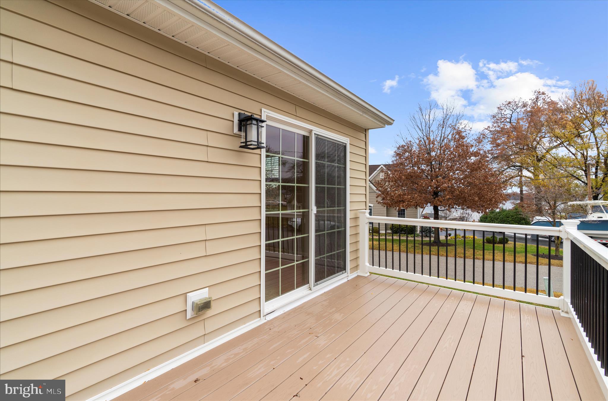 1609 ANNAPOLIS DRIVE