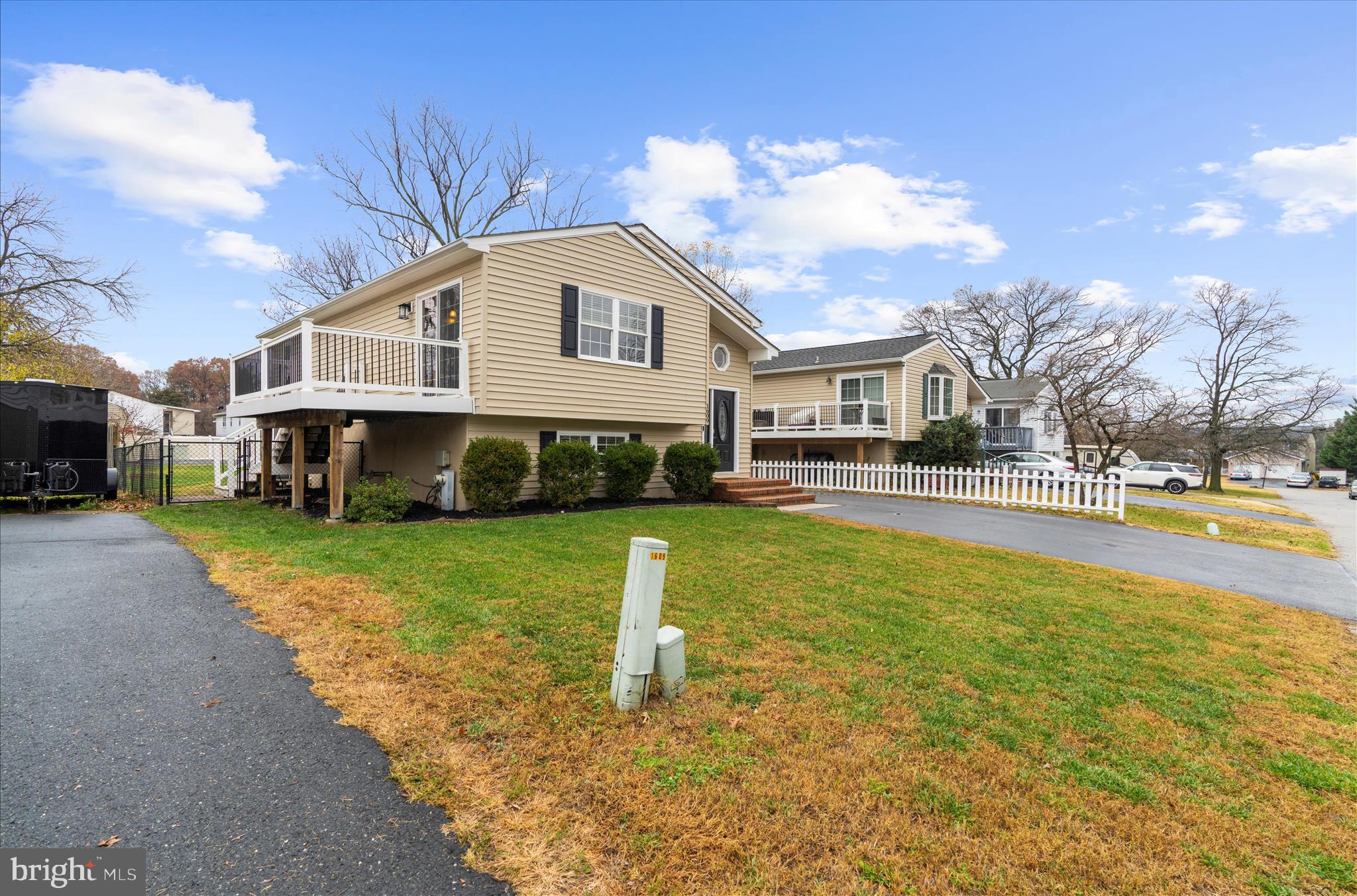 1609 ANNAPOLIS DRIVE