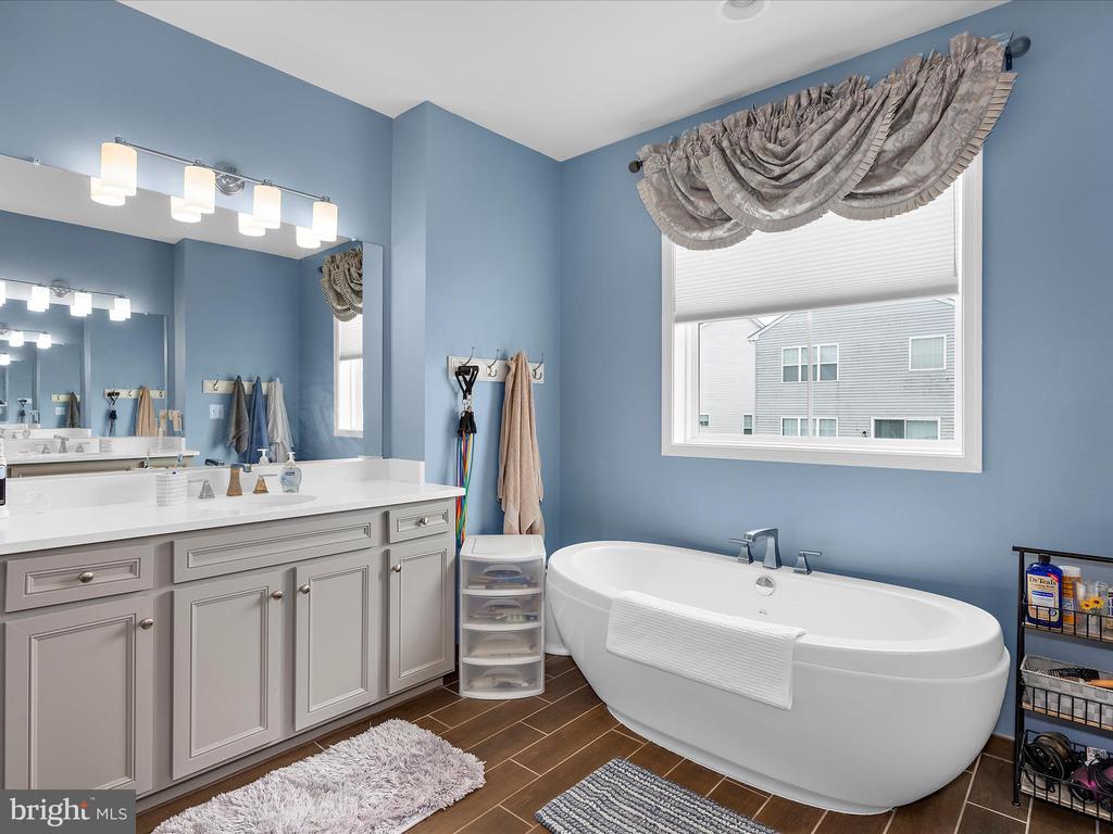 2791 GOLDEN ASTER PLACE