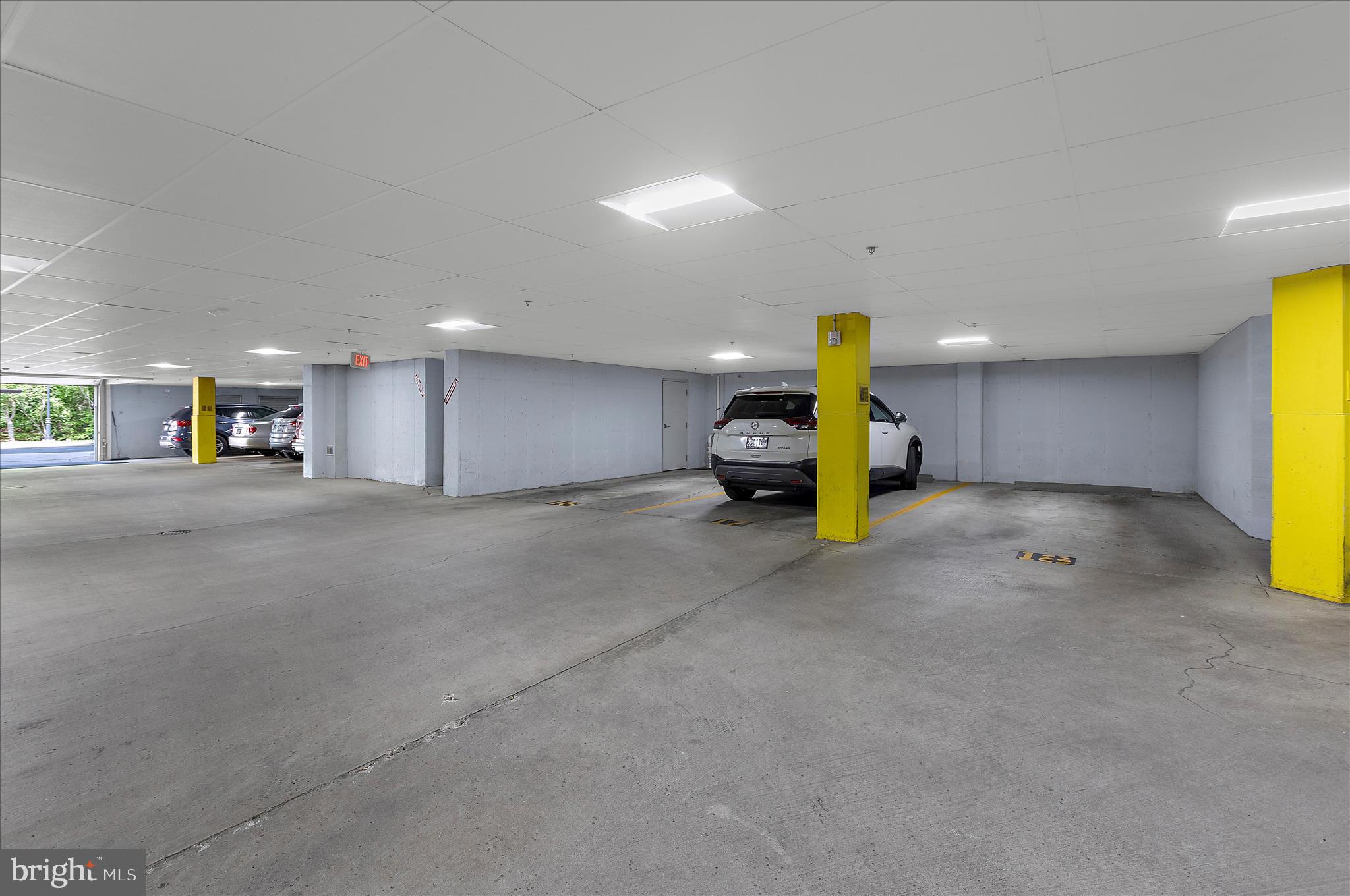 2610 CHAPEL LAKE DRIVE 404
