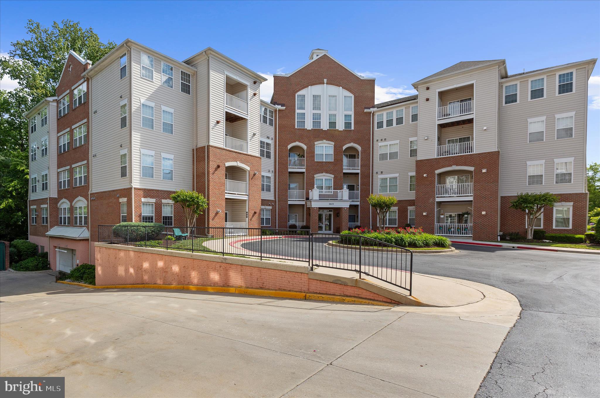 2610 CHAPEL LAKE DRIVE 404