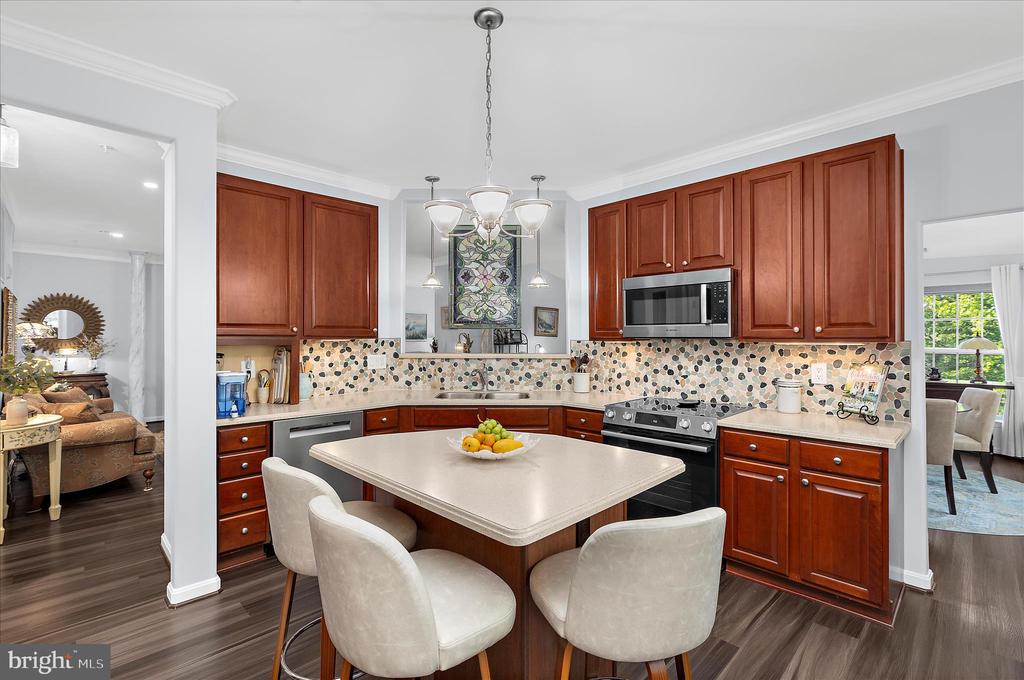 2610 CHAPEL LAKE DRIVE 404