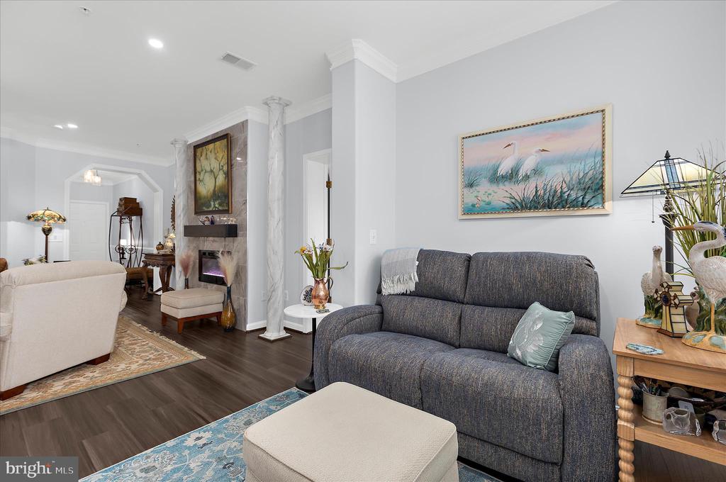 2610 CHAPEL LAKE DRIVE 404