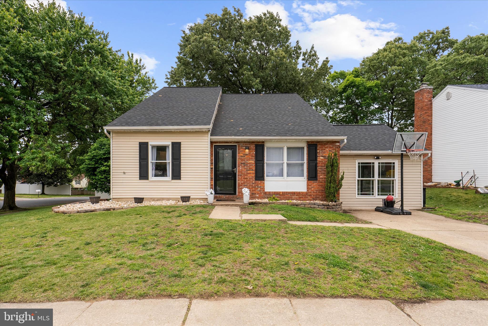 325 DOUBLE EAGLE DRIVE
