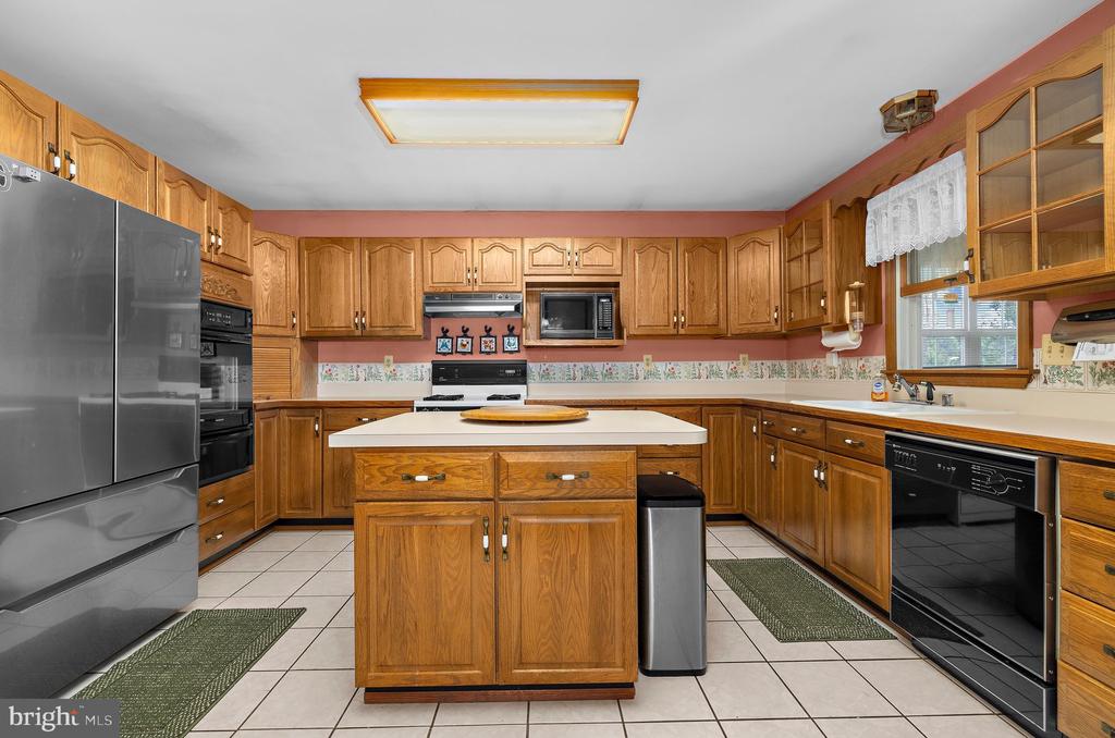 306 BROADWAY AVENUE