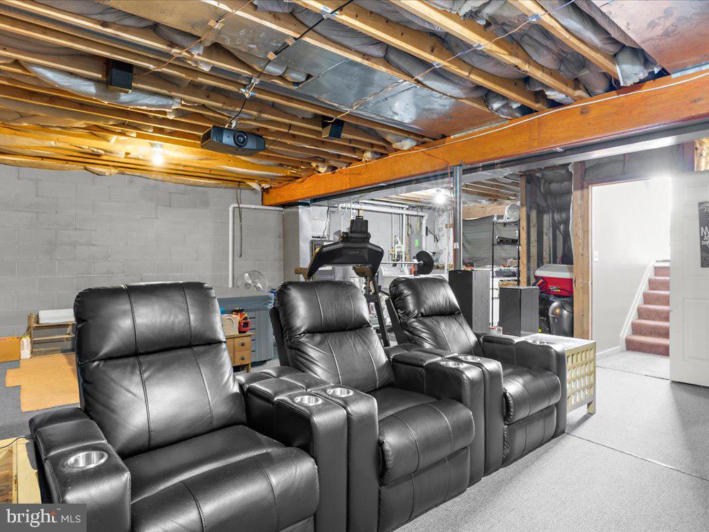 2426 SMITH AVENUE