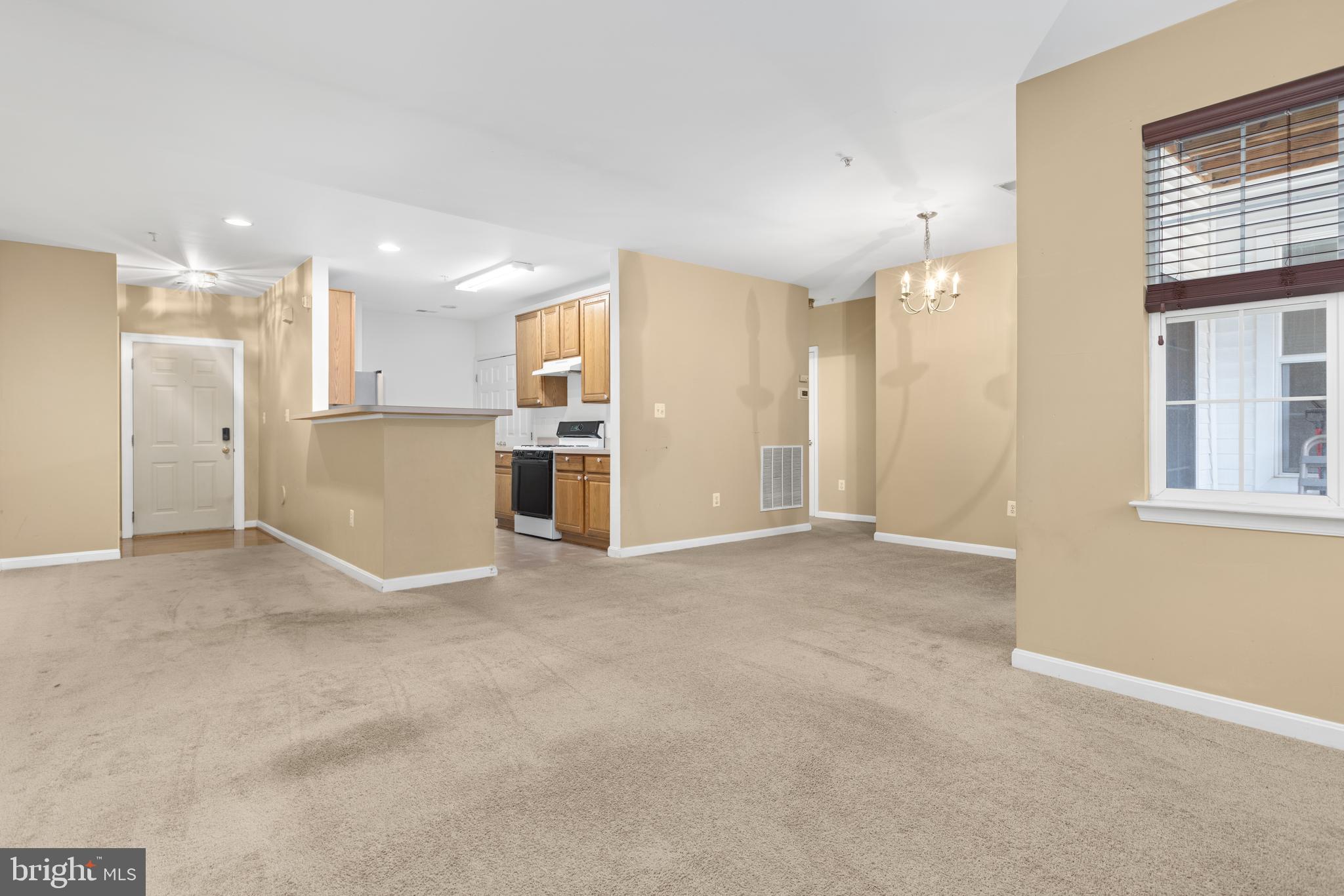 6 HAWK RISE LANE 104